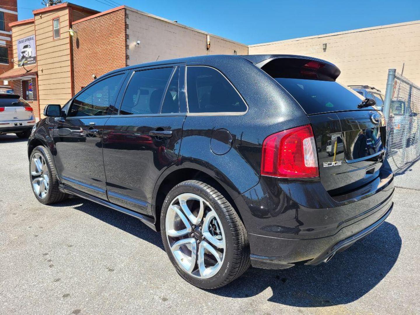 2013 BLACK FORD EDGE SPORT (2FMDK4AK0DB) with an 3.7L engine, Automatic transmission, located at 117 North Cameron Street, Harrisburg, PA, 17101, (717) 963-8962, 40.266762, -76.875259 - WE FINANCE!!! Good Credit/ Bad Credit/ No Credit - ALL Trade-Ins Welcomed!!! ***Guaranteed Credit Approval*** APPLY ONLINE or CALL us TODAY ;) Internet Prices and Marketplace Prices are SPECIAL discounted ***CASH DEALS*** Retail Prices are higher. Please call us to discuss your cash and finan - Photo#2