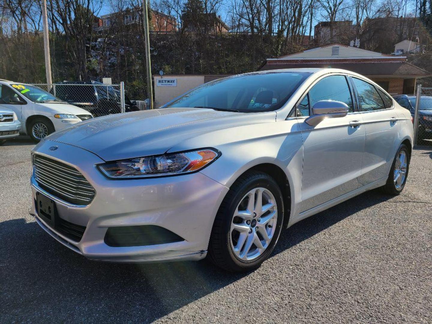 2013 SILVER FORD FUSION SE (3FA6P0H73DR) with an 2.5L engine, Automatic transmission, located at 117 North Cameron Street, Harrisburg, PA, 17101, (717) 963-8962, 40.266762, -76.875259 - WE FINANCE!!! Good Credit/ Bad Credit/ No Credit - ALL Trade-Ins Welcomed!!! ***Guaranteed Credit Approval*** APPLY ONLINE or CALL us TODAY ;) Internet Prices and Marketplace Prices are SPECIAL discounted ***CASH DEALS*** Retail Prices are higher. Please call us to discuss your cash and finan - Photo#0