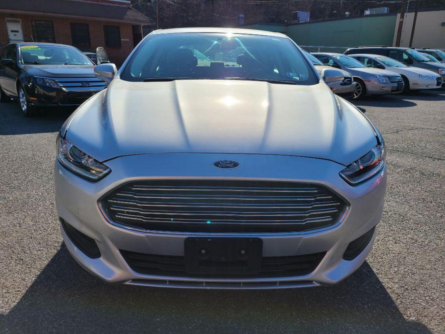 2013 SILVER FORD FUSION SE (3FA6P0H73DR) with an 2.5L engine, Automatic transmission, located at 117 North Cameron Street, Harrisburg, PA, 17101, (717) 963-8962, 40.266762, -76.875259 - WE FINANCE!!! Good Credit/ Bad Credit/ No Credit - ALL Trade-Ins Welcomed!!! ***Guaranteed Credit Approval*** APPLY ONLINE or CALL us TODAY ;) Internet Prices and Marketplace Prices are SPECIAL discounted ***CASH DEALS*** Retail Prices are higher. Please call us to discuss your cash and finan - Photo#7