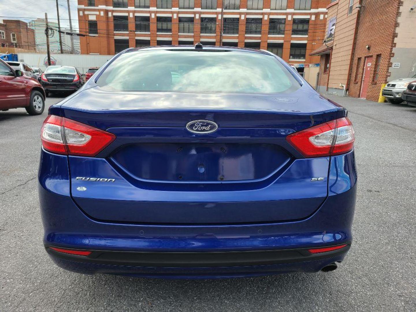 2013 BLUE FORD FUSION SE (3FA6P0H72DR) with an 2.5L engine, Automatic transmission, located at 117 North Cameron Street, Harrisburg, PA, 17101, (717) 963-8962, 40.266762, -76.875259 - WE FINANCE!!! Good Credit/ Bad Credit/ No Credit - ALL Trade-Ins Welcomed!!! ***Guaranteed Credit Approval*** APPLY ONLINE or CALL us TODAY ;) Internet Prices and Marketplace Prices are SPECIAL discounted ***CASH DEALS*** Retail Prices are higher. Please call us to discuss your cash and finan - Photo#3