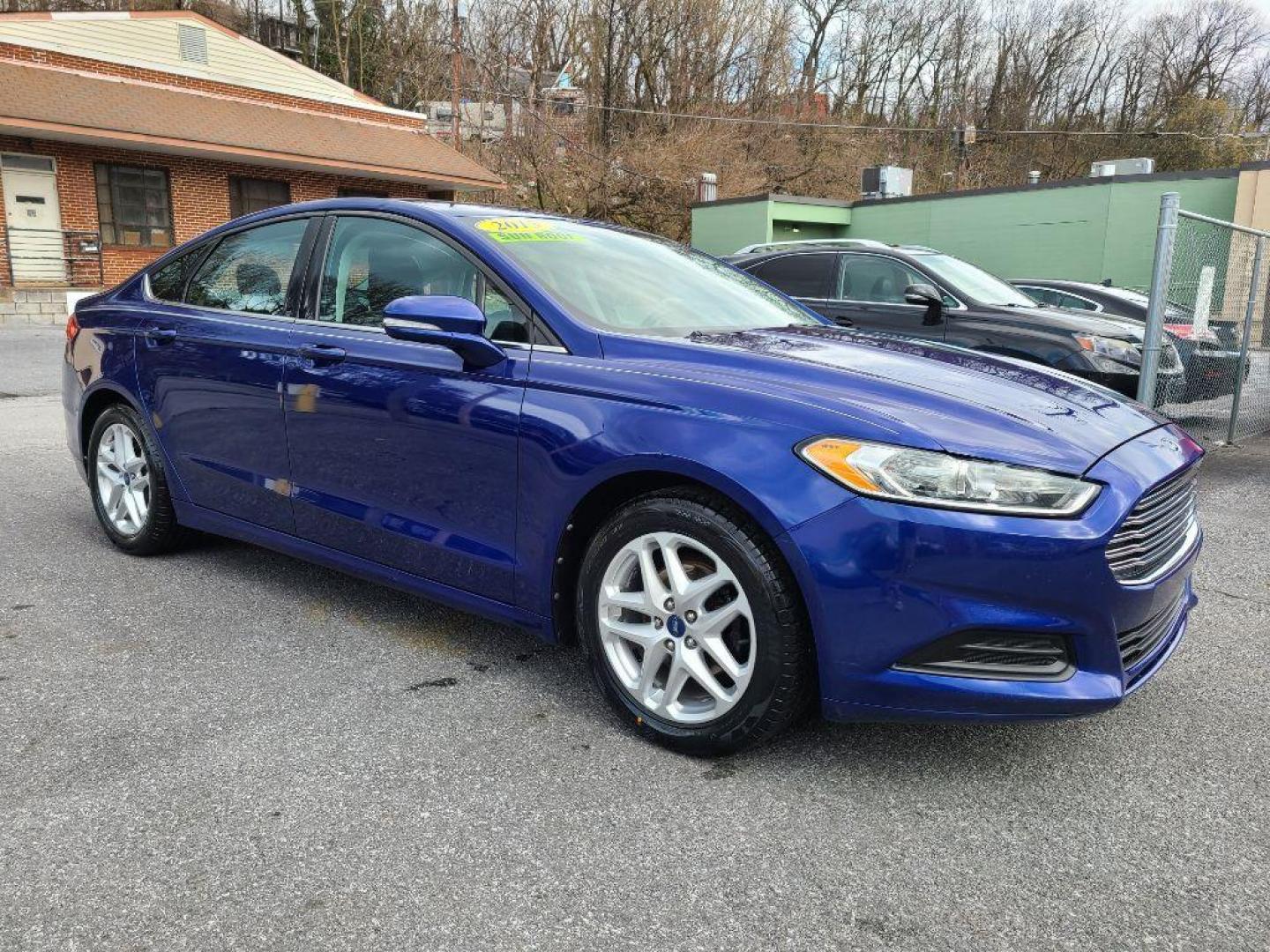 2013 BLUE FORD FUSION SE (3FA6P0H72DR) with an 2.5L engine, Automatic transmission, located at 117 North Cameron Street, Harrisburg, PA, 17101, (717) 963-8962, 40.266762, -76.875259 - WE FINANCE!!! Good Credit/ Bad Credit/ No Credit - ALL Trade-Ins Welcomed!!! ***Guaranteed Credit Approval*** APPLY ONLINE or CALL us TODAY ;) Internet Prices and Marketplace Prices are SPECIAL discounted ***CASH DEALS*** Retail Prices are higher. Please call us to discuss your cash and finan - Photo#6