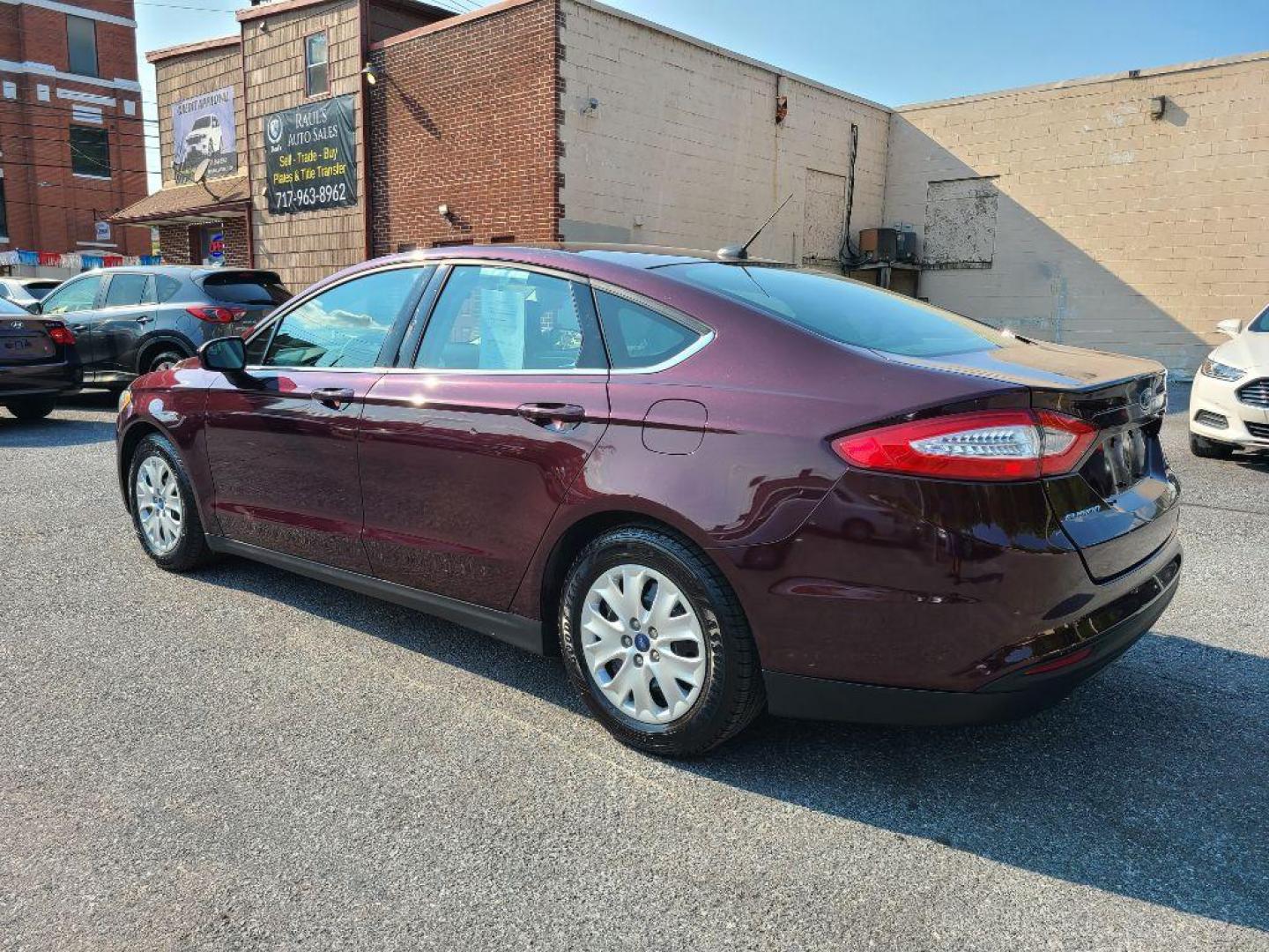 2013 MAROON FORD FUSION S (3FA6P0G76DR) with an 2.5L engine, Automatic transmission, located at 117 North Cameron Street, Harrisburg, PA, 17101, (717) 963-8962, 40.266762, -76.875259 - WE FINANCE!!! Good Credit/ Bad Credit/ No Credit - ALL Trade-Ins Welcomed!!! ***Guaranteed Credit Approval*** APPLY ONLINE or CALL us TODAY ;) Internet Prices and Marketplace Prices are SPECIAL discounted ***CASH DEALS*** Retail Prices are higher. Please call us to discuss your cash and finan - Photo#2