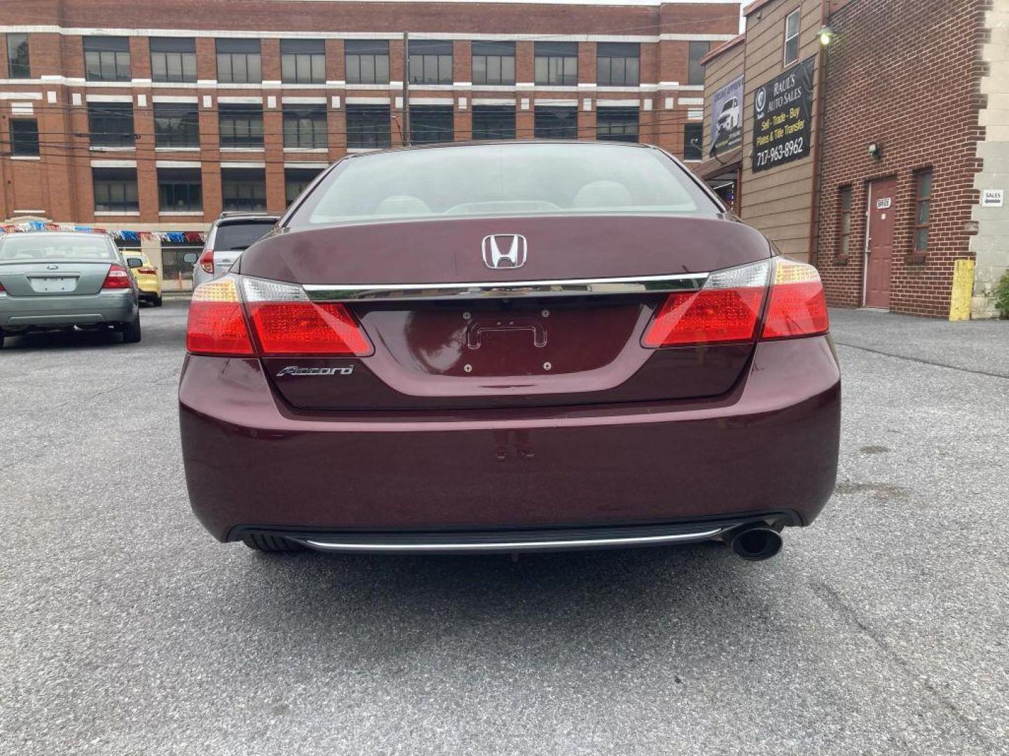 2013 BURG HONDA ACCORD EX (1HGCR2F75DA) with an 2.4L engine, Continuously Variable transmission, located at 117 North Cameron Street, Harrisburg, PA, 17101, (717) 963-8962, 40.266762, -76.875259 - WE FINANCE!!! Good Credit/ Bad Credit/ No Credit - ALL Trade-Ins Welcomed!!! ***Guaranteed Credit Approval*** APPLY ONLINE or CALL us TODAY ;) Internet Prices and Marketplace Prices are SPECIAL discounted ***CASH DEALS*** Retail Prices are higher. Please call us to discuss your cash and finan - Photo#3