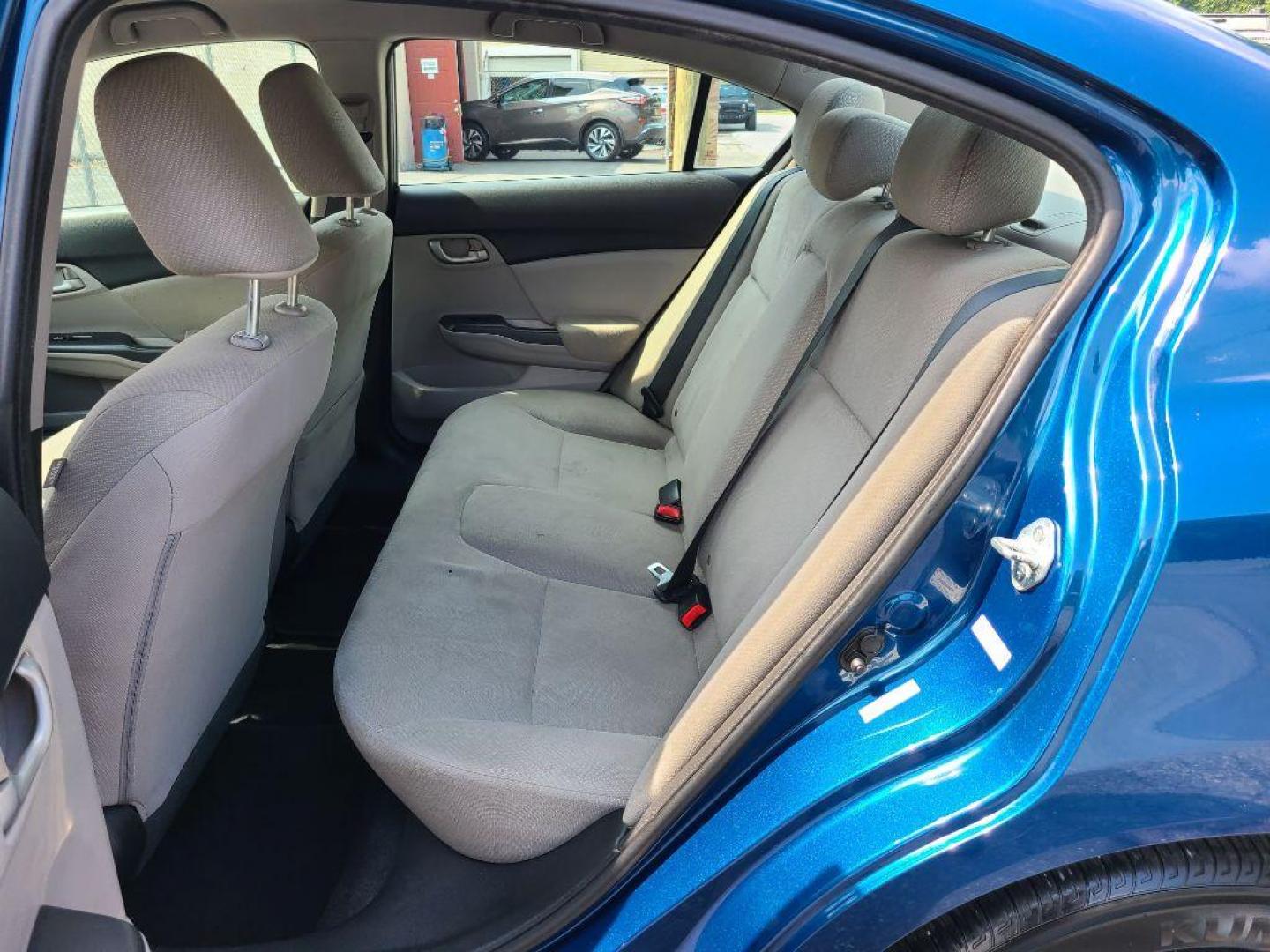 2013 BLUE HONDA CIVIC LX (19XFB2F5XDE) with an 1.8L engine, Automatic transmission, located at 7981 Paxton Street, Harrisburg, PA, 17111, (717) 561-2926, 40.261490, -76.749229 - WE FINANCE!!! Good Credit/ Bad Credit/ No Credit - ALL Trade-Ins Welcomed!!! ***Guaranteed Credit Approval*** APPLY ONLINE or CALL us TODAY ;) Internet Prices and Marketplace Prices are SPECIAL discounted ***CASH DEALS*** Retail Prices are higher. Please call us to discuss your cash and finan - Photo#11