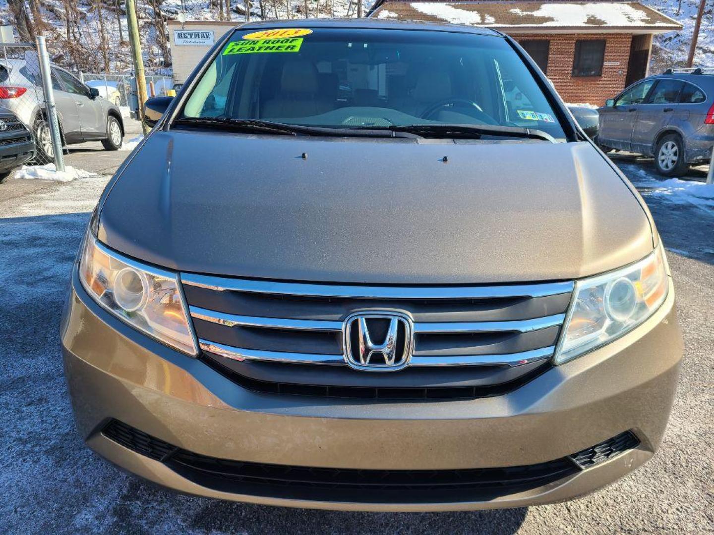 2013 GOLD HONDA ODYSSEY EXL (5FNRL5H62DB) with an 3.5L engine, Automatic transmission, located at 117 North Cameron Street, Harrisburg, PA, 17101, (717) 963-8962, 40.266762, -76.875259 - WE FINANCE!!! Good Credit/ Bad Credit/ No Credit - ALL Trade-Ins Welcomed!!! ***Guaranteed Credit Approval*** APPLY ONLINE or CALL us TODAY ;) Internet Prices and Marketplace Prices are SPECIAL discounted ***CASH DEALS*** Retail Prices are higher. Please call us to discuss your cash and finan - Photo#7