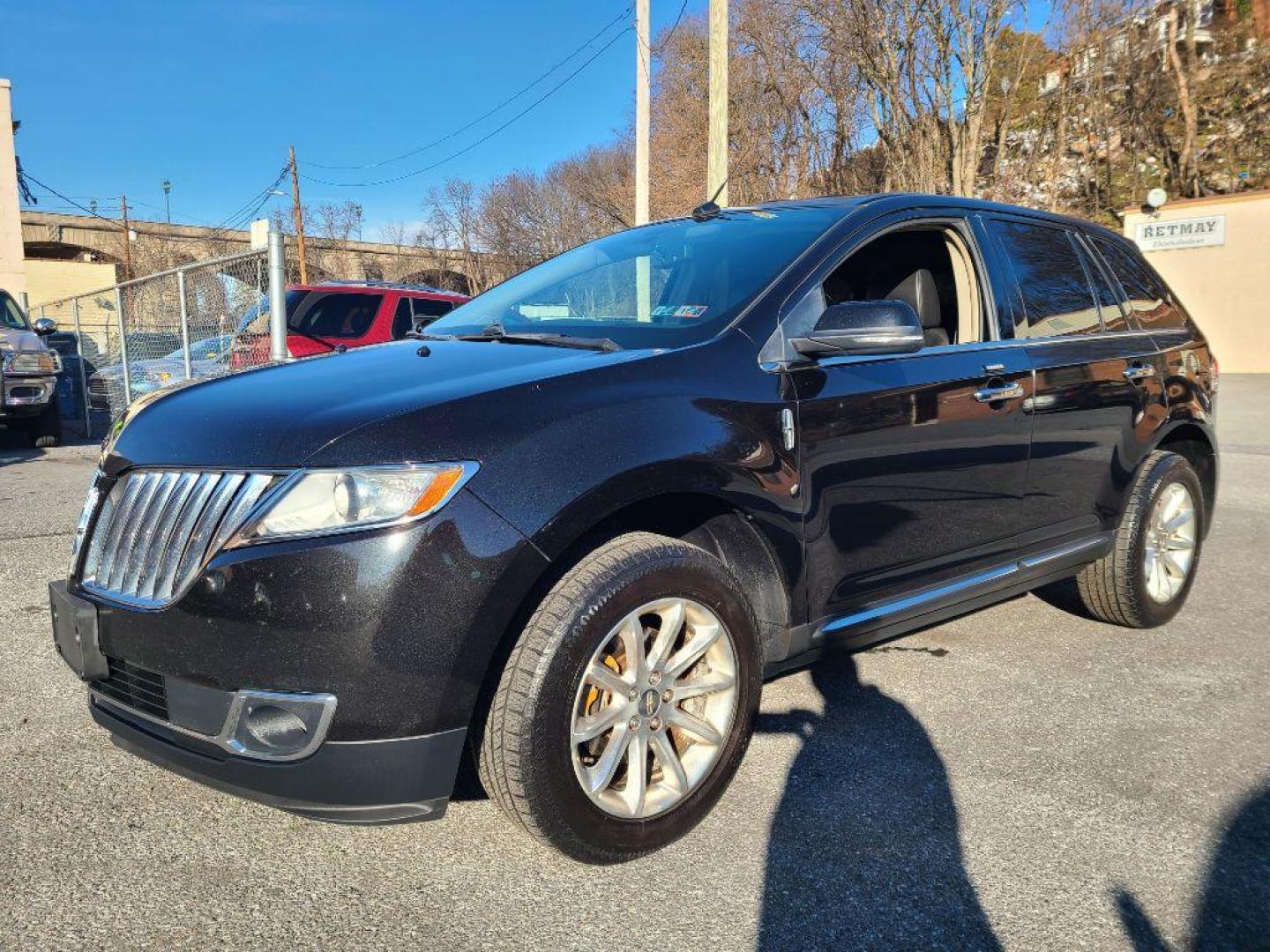 2013 BLACK LINCOLN MKX AWD (2LMDJ8JK8DB) with an 3.7L engine, Automatic transmission, located at 7981 Paxton Street, Harrisburg, PA, 17111, (717) 561-2926, 40.261490, -76.749229 - WE FINANCE!!! Good Credit/ Bad Credit/ No Credit - ALL Trade-Ins Welcomed!!! ***Guaranteed Credit Approval*** APPLY ONLINE or CALL us TODAY ;) Internet Prices and Marketplace Prices are SPECIAL discounted ***CASH DEALS*** Retail Prices are higher. Please call us to discuss your cash and finan - Photo#0