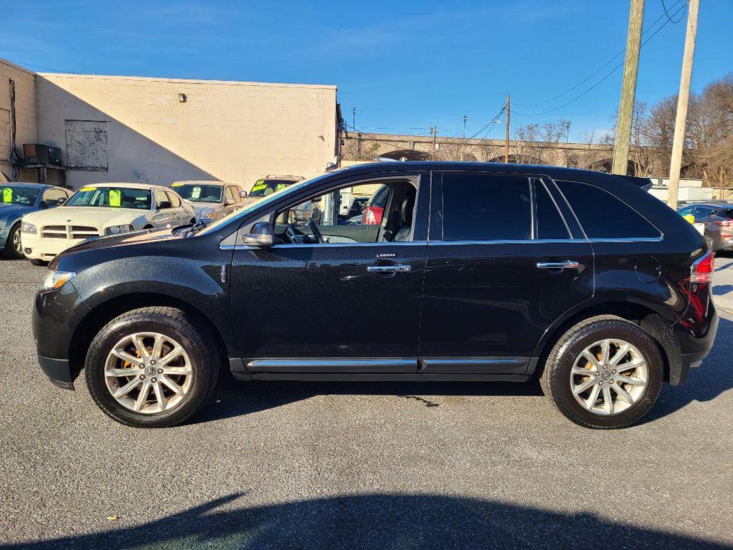 2013 BLACK LINCOLN MKX AWD (2LMDJ8JK8DB) with an 3.7L engine, Automatic transmission, located at 7981 Paxton Street, Harrisburg, PA, 17111, (717) 561-2926, 40.261490, -76.749229 - WE FINANCE!!! Good Credit/ Bad Credit/ No Credit - ALL Trade-Ins Welcomed!!! ***Guaranteed Credit Approval*** APPLY ONLINE or CALL us TODAY ;) Internet Prices and Marketplace Prices are SPECIAL discounted ***CASH DEALS*** Retail Prices are higher. Please call us to discuss your cash and finan - Photo#1