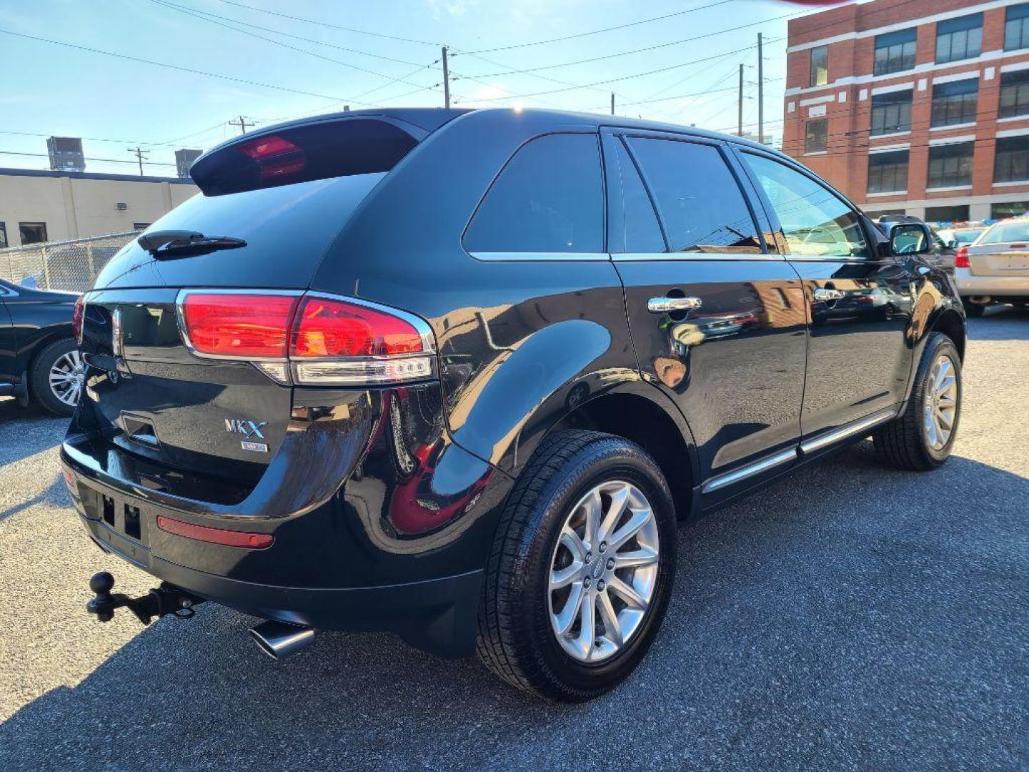 2013 BLACK LINCOLN MKX AWD (2LMDJ8JK8DB) with an 3.7L engine, Automatic transmission, located at 7981 Paxton Street, Harrisburg, PA, 17111, (717) 561-2926, 40.261490, -76.749229 - WE FINANCE!!! Good Credit/ Bad Credit/ No Credit - ALL Trade-Ins Welcomed!!! ***Guaranteed Credit Approval*** APPLY ONLINE or CALL us TODAY ;) Internet Prices and Marketplace Prices are SPECIAL discounted ***CASH DEALS*** Retail Prices are higher. Please call us to discuss your cash and finan - Photo#4