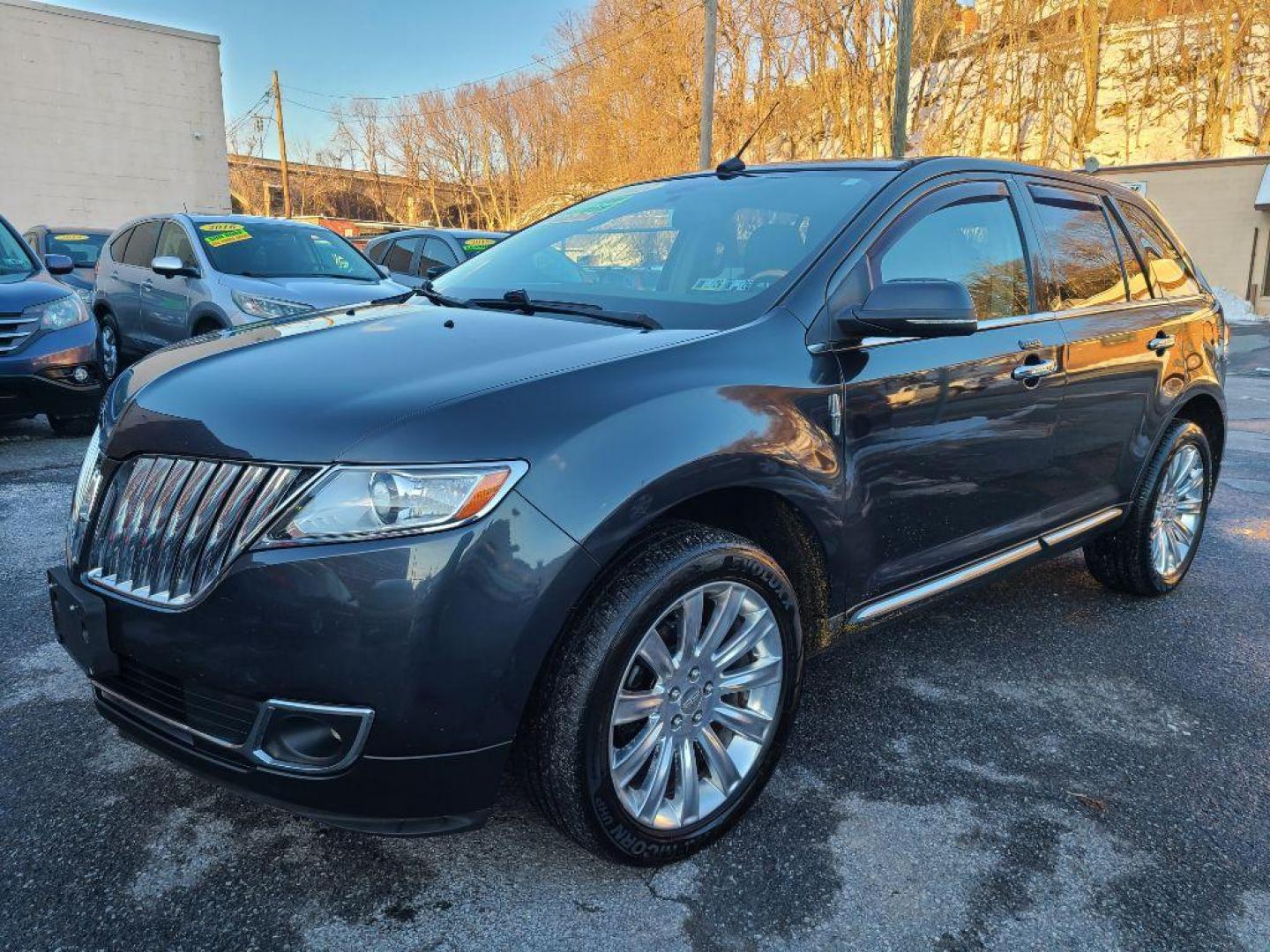 2013 GRAY LINCOLN MKX AWD (2LMDJ8JK4DB) with an 3.7L engine, Automatic transmission, located at 7981 Paxton Street, Harrisburg, PA, 17111, (717) 561-2926, 40.261490, -76.749229 - WE FINANCE!!! Good Credit/ Bad Credit/ No Credit - ALL Trade-Ins Welcomed!!! ***Guaranteed Credit Approval*** APPLY ONLINE or CALL us TODAY ;) Internet Prices and Marketplace Prices are SPECIAL discounted ***CASH DEALS*** Retail Prices are higher. Please call us to discuss your cash and finan - Photo#0