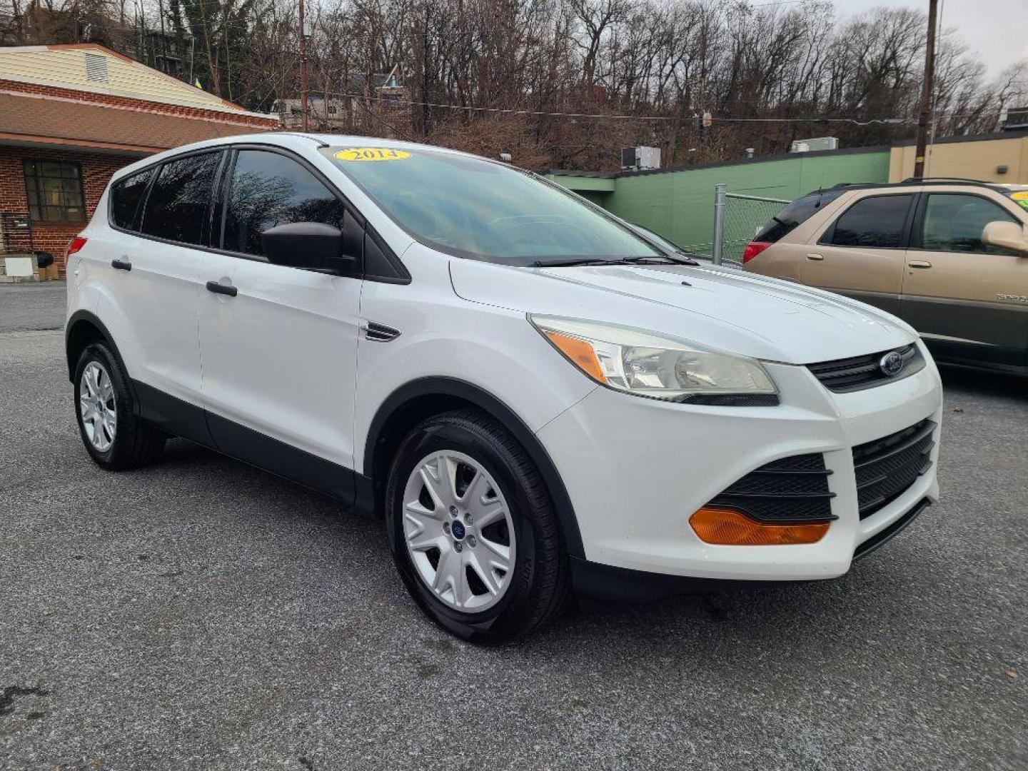 2014 WHITE FORD ESCAPE S (1FMCU0F7XEU) with an 2.5L engine, Automatic transmission, located at 7981 Paxton Street, Harrisburg, PA, 17111, (717) 561-2926, 40.261490, -76.749229 - WE FINANCE!!! Good Credit/ Bad Credit/ No Credit - ALL Trade-Ins Welcomed!!! ***Guaranteed Credit Approval*** APPLY ONLINE or CALL us TODAY ;) Internet Prices and Marketplace Prices are SPECIAL discounted ***CASH DEALS*** Retail Prices are higher. Please call us to discuss your cash and finan - Photo#6