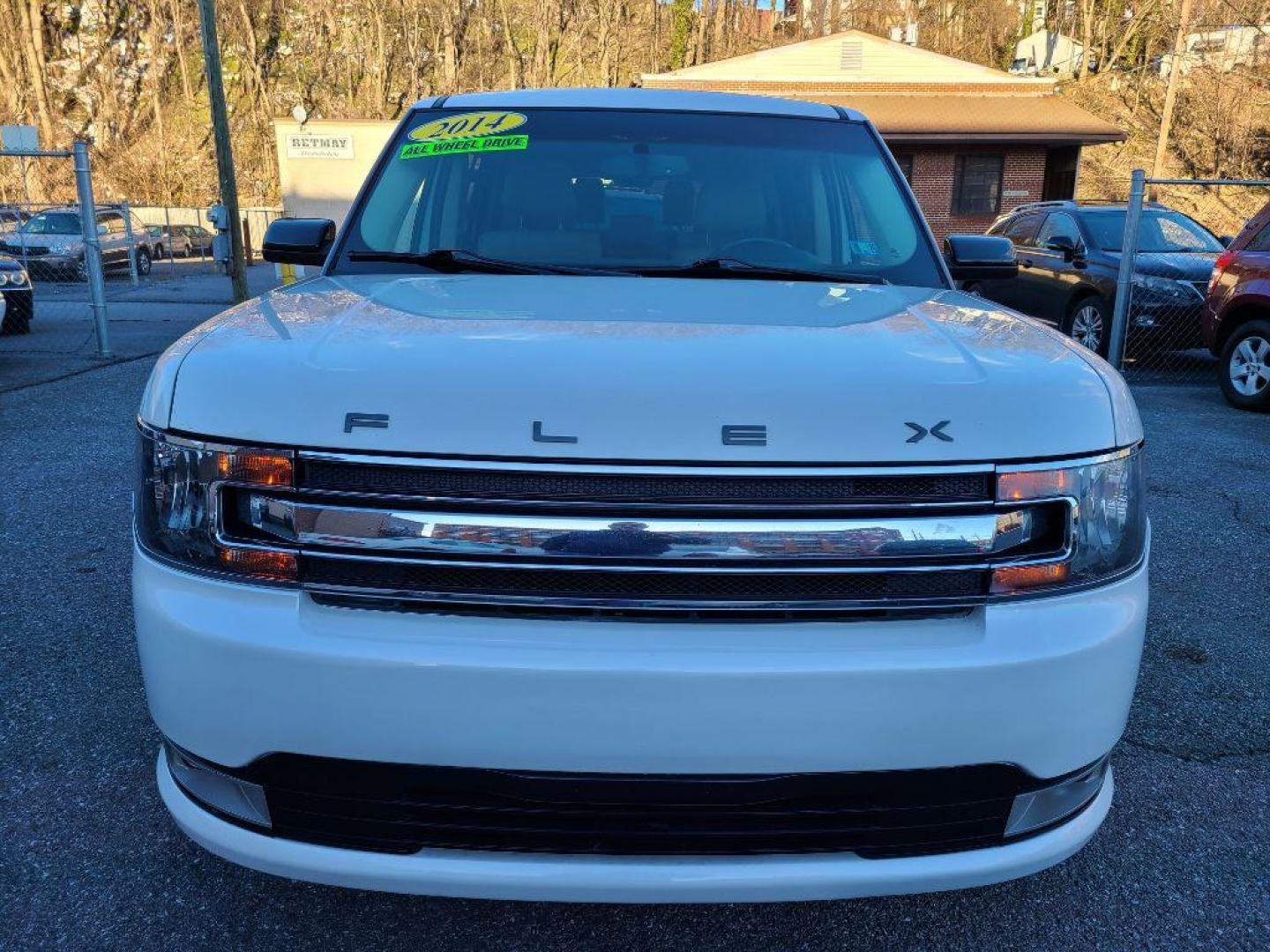 2014 WHITE FORD FLEX SEL (2FMHK6C83EB) with an 3.5L engine, Automatic transmission, located at 7981 Paxton Street, Harrisburg, PA, 17111, (717) 561-2926, 40.261490, -76.749229 - WE FINANCE!!! Good Credit/ Bad Credit/ No Credit - ALL Trade-Ins Welcomed!!! ***Guaranteed Credit Approval*** APPLY ONLINE or CALL us TODAY ;) Internet Prices and Marketplace Prices are SPECIAL discounted ***CASH DEALS*** Retail Prices are higher. Please call us to discuss your cash and finan - Photo#7