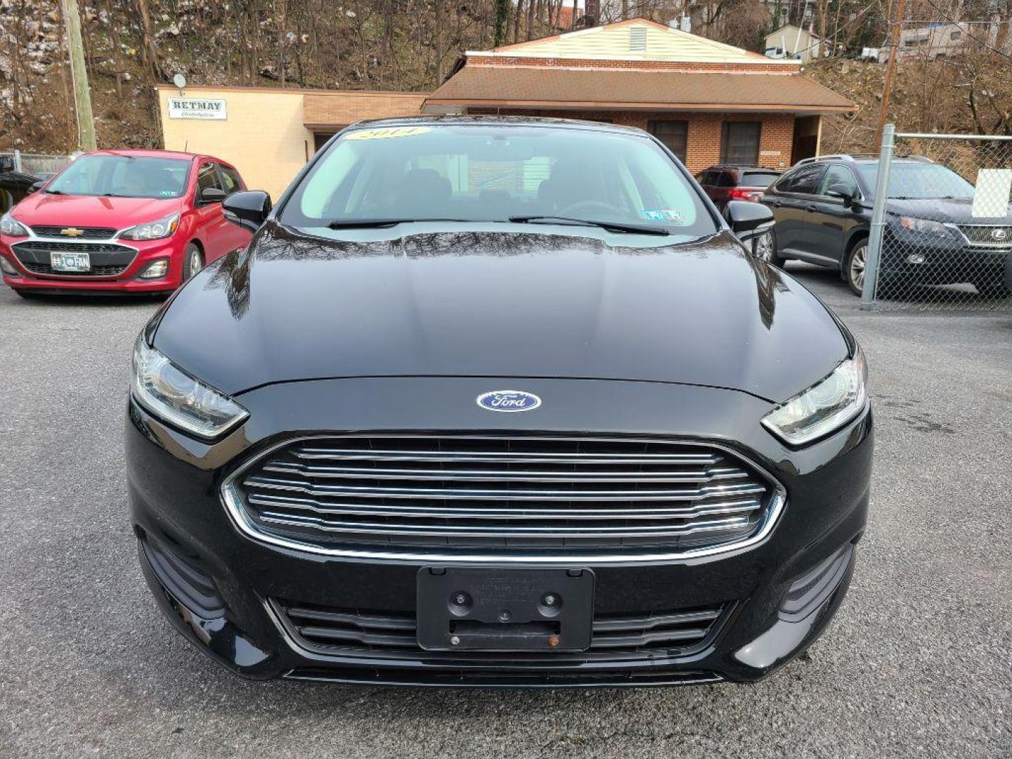 2014 BLACK FORD FUSION SE (3FA6P0H79ER) with an 2.5L engine, Automatic transmission, located at 117 North Cameron Street, Harrisburg, PA, 17101, (717) 963-8962, 40.266762, -76.875259 - WE FINANCE!!! Good Credit/ Bad Credit/ No Credit - ALL Trade-Ins Welcomed!!! ***Guaranteed Credit Approval*** APPLY ONLINE or CALL us TODAY ;) Internet Prices and Marketplace Prices are SPECIAL discounted ***CASH DEALS*** Retail Prices are higher. Please call us to discuss your cash and finan - Photo#7