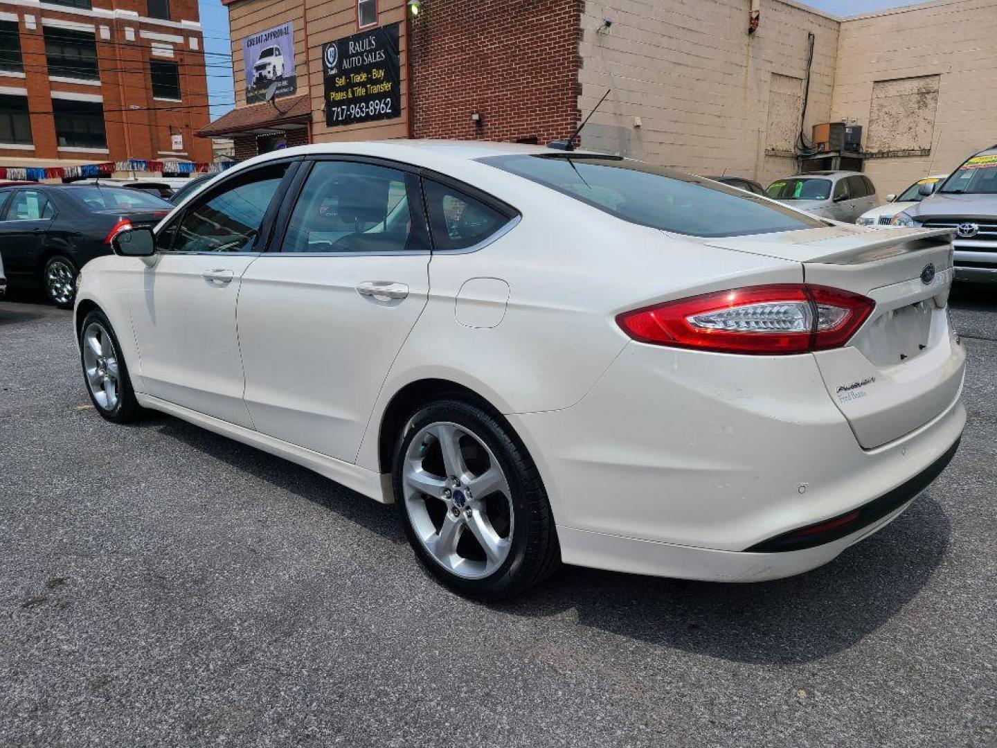 2014 WHITE FORD FUSION SE (1FA6P0HD4E5) with an 1.5L engine, Automatic transmission, located at 7981 Paxton Street, Harrisburg, PA, 17111, (717) 561-2926, 40.261490, -76.749229 - WE FINANCE!!! Good Credit/ Bad Credit/ No Credit - ALL Trade-Ins Welcomed!!! ***Guaranteed Credit Approval*** APPLY ONLINE or CALL us TODAY ;) Internet Prices and Marketplace Prices are SPECIAL discounted ***CASH DEALS*** Retail Prices are higher. Please call us to discuss your cash and finan - Photo#2