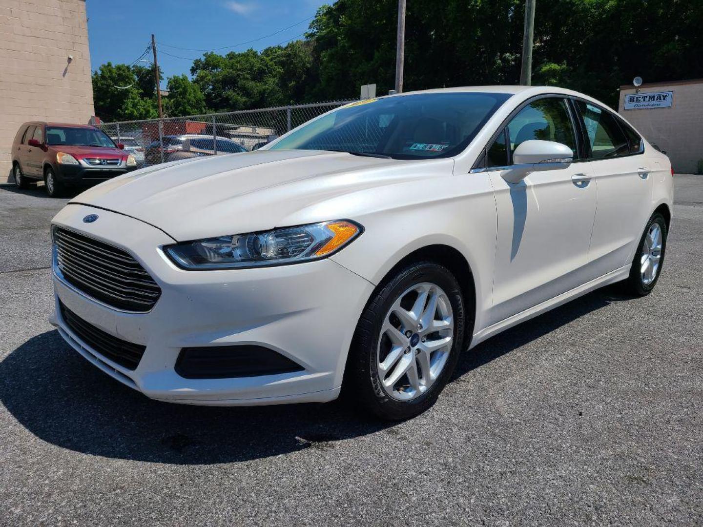 2014 WHITE FORD FUSION SE (1FA6P0H75E5) with an 2.5L engine, Automatic transmission, located at 7981 Paxton Street, Harrisburg, PA, 17111, (717) 561-2926, 40.261490, -76.749229 - WE FINANCE!!! Good Credit/ Bad Credit/ No Credit - ALL Trade-Ins Welcomed!!! ***Guaranteed Credit Approval*** APPLY ONLINE or CALL us TODAY ;) Internet Prices and Marketplace Prices are SPECIAL discounted ***CASH DEALS*** Retail Prices are higher. Please call us to discuss your cash and finan - Photo#0