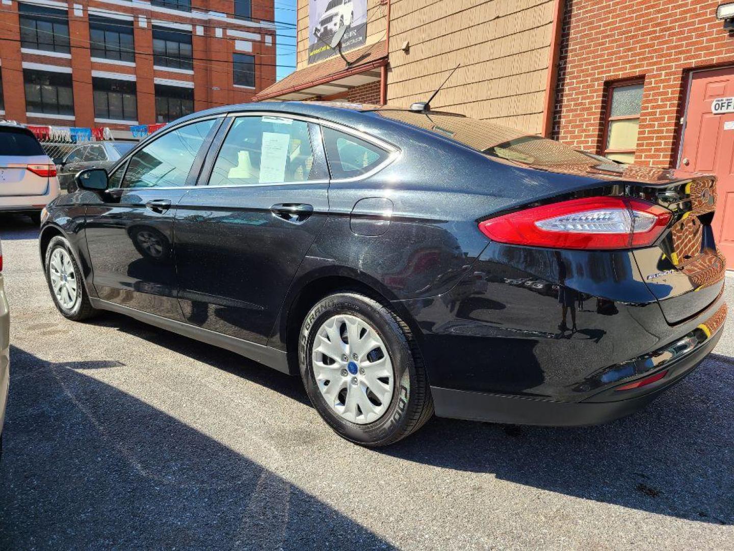 2014 BLACK FORD FUSION S (1FA6P0G79E5) with an 2.5L engine, Automatic transmission, located at 117 North Cameron Street, Harrisburg, PA, 17101, (717) 963-8962, 40.266762, -76.875259 - WE FINANCE!!! Good Credit/ Bad Credit/ No Credit - ALL Trade-Ins Welcomed!!! ***Guaranteed Credit Approval*** APPLY ONLINE or CALL us TODAY ;) Internet Prices and Marketplace Prices are SPECIAL discounted ***CASH DEALS*** Retail Prices are higher. Please call us to discuss your cash and finan - Photo#2