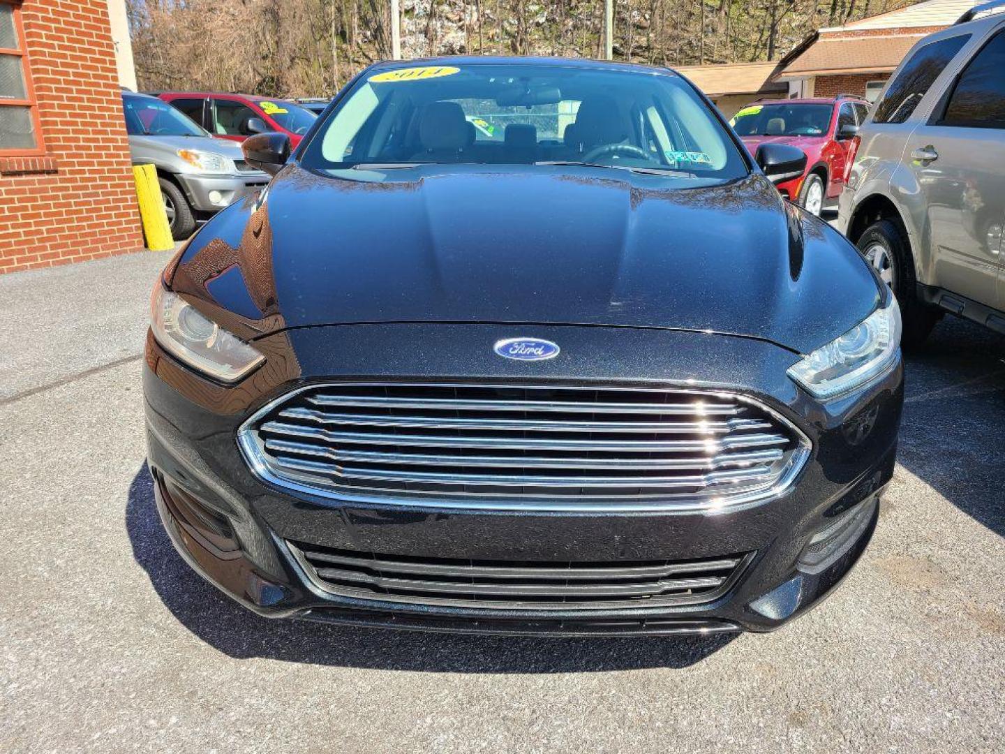 2014 BLACK FORD FUSION S (1FA6P0G79E5) with an 2.5L engine, Automatic transmission, located at 117 North Cameron Street, Harrisburg, PA, 17101, (717) 963-8962, 40.266762, -76.875259 - WE FINANCE!!! Good Credit/ Bad Credit/ No Credit - ALL Trade-Ins Welcomed!!! ***Guaranteed Credit Approval*** APPLY ONLINE or CALL us TODAY ;) Internet Prices and Marketplace Prices are SPECIAL discounted ***CASH DEALS*** Retail Prices are higher. Please call us to discuss your cash and finan - Photo#7