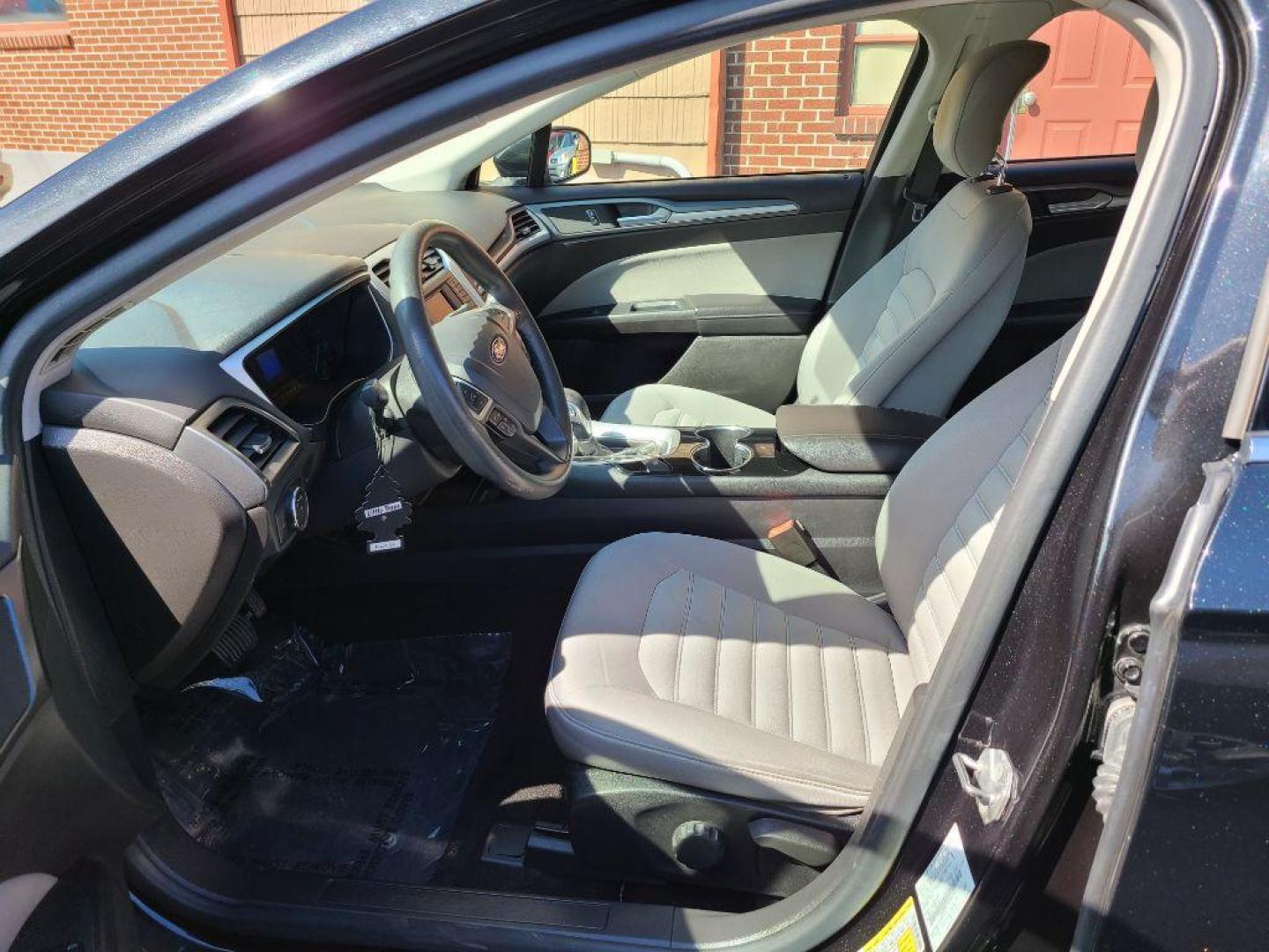 2014 BLACK FORD FUSION S (1FA6P0G79E5) with an 2.5L engine, Automatic transmission, located at 117 North Cameron Street, Harrisburg, PA, 17101, (717) 963-8962, 40.266762, -76.875259 - WE FINANCE!!! Good Credit/ Bad Credit/ No Credit - ALL Trade-Ins Welcomed!!! ***Guaranteed Credit Approval*** APPLY ONLINE or CALL us TODAY ;) Internet Prices and Marketplace Prices are SPECIAL discounted ***CASH DEALS*** Retail Prices are higher. Please call us to discuss your cash and finan - Photo#8