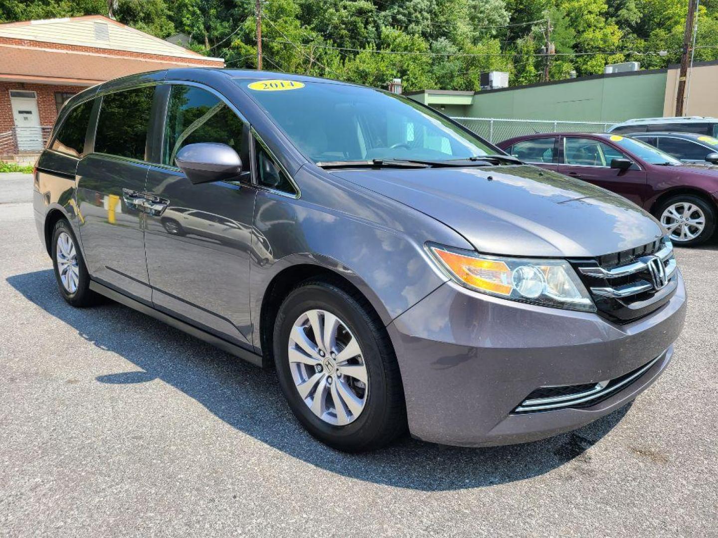 2014 GRAY HONDA ODYSSEY EX (5FNRL5H47EB) with an 3.5L engine, Automatic transmission, located at 7981 Paxton Street, Harrisburg, PA, 17111, (717) 561-2926, 40.261490, -76.749229 - WE FINANCE!!! Good Credit/ Bad Credit/ No Credit - ALL Trade-Ins Welcomed!!! ***Guaranteed Credit Approval*** APPLY ONLINE or CALL us TODAY ;) Internet Prices and Marketplace Prices are SPECIAL discounted ***CASH DEALS*** Retail Prices are higher. Please call us to discuss your cash and finan - Photo#6