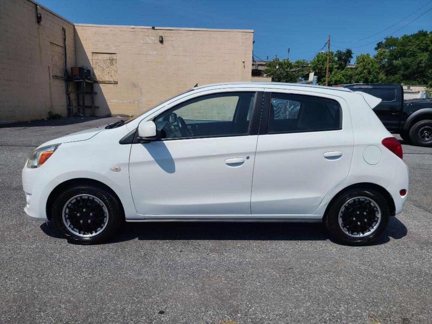 2014 WHITE MITSUBISHI MIRAGE DE (ML32A3HJXEH) with an 1.2L engine, Continuously Variable transmission, located at 117 North Cameron Street, Harrisburg, PA, 17101, (717) 963-8962, 40.266762, -76.875259 - WE FINANCE!!! Good Credit/ Bad Credit/ No Credit - ALL Trade-Ins Welcomed!!! ***Guaranteed Credit Approval*** APPLY ONLINE or CALL us TODAY ;) Internet Prices and Marketplace Prices are SPECIAL discounted ***CASH DEALS*** Retail Prices are higher. Please call us to discuss your cash and finan - Photo#1