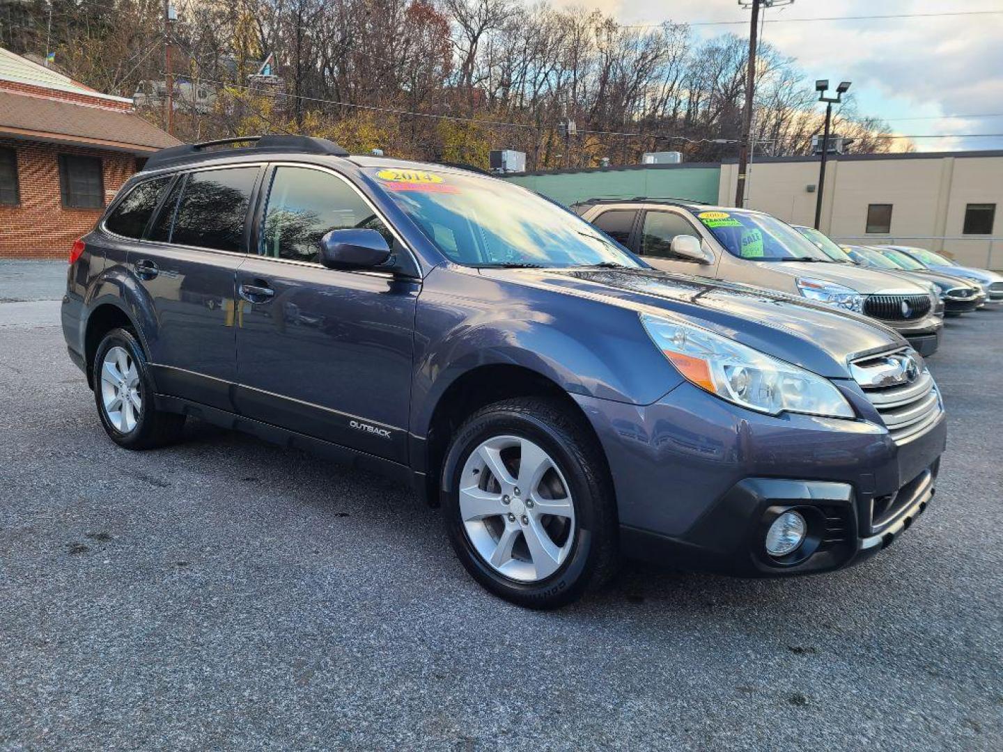 2014 GRAY SUBARU OUTBACK 2.5I PREMIUM (4S4BRBCC8E3) with an 2.5L engine, Continuously Variable transmission, located at 117 North Cameron Street, Harrisburg, PA, 17101, (717) 963-8962, 40.266762, -76.875259 - WE FINANCE!!! Good Credit/ Bad Credit/ No Credit - ALL Trade-Ins Welcomed!!! ***Guaranteed Credit Approval*** APPLY ONLINE or CALL us TODAY ;) Internet Prices and Marketplace Prices are SPECIAL discounted ***CASH DEALS*** Retail Prices are higher. Please call us to discuss your cash and finan - Photo#6