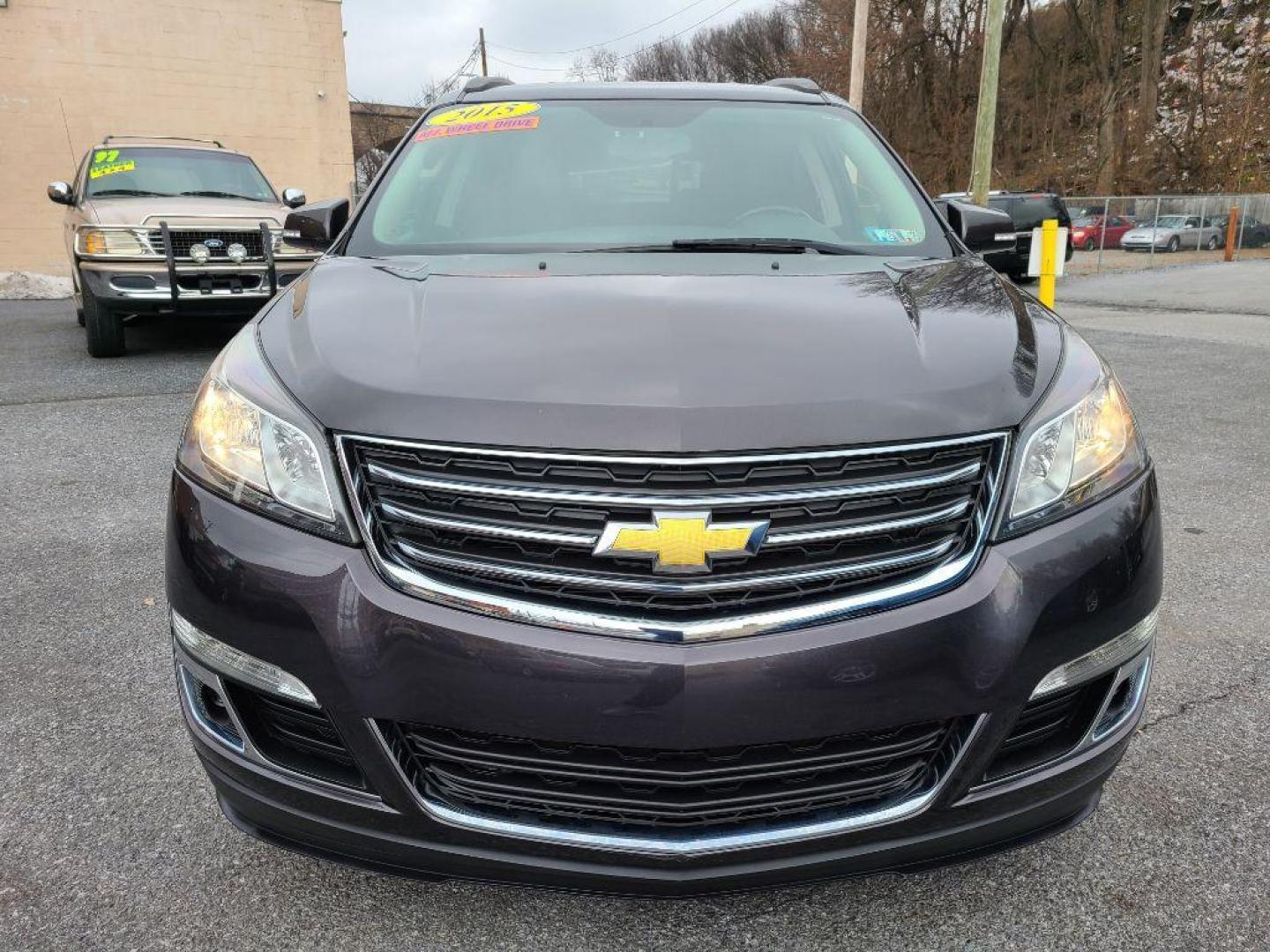 2015 GRAY CHEVROLET TRAVERSE LT (1GNKVGKD0FJ) with an 3.6L engine, Automatic transmission, located at 117 North Cameron Street, Harrisburg, PA, 17101, (717) 963-8962, 40.266762, -76.875259 - WE FINANCE!!! Good Credit/ Bad Credit/ No Credit - ALL Trade-Ins Welcomed!!! ***Guaranteed Credit Approval*** APPLY ONLINE or CALL us TODAY ;) Internet Prices and Marketplace Prices are SPECIAL discounted ***CASH DEALS*** Retail Prices are higher. Please call us to discuss your cash and finan - Photo#7