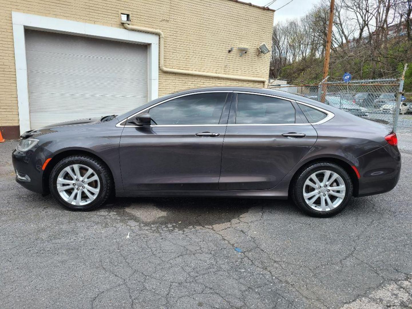 2015 GRAY CHRYSLER 200 LIMITED (1C3CCCAB5FN) with an 2.4L engine, Automatic transmission, located at 117 North Cameron Street, Harrisburg, PA, 17101, (717) 963-8962, 40.266762, -76.875259 - WE FINANCE!!! Good Credit/ Bad Credit/ No Credit - ALL Trade-Ins Welcomed!!! ***Guaranteed Credit Approval*** APPLY ONLINE or CALL us TODAY ;) Internet Prices and Marketplace Prices are SPECIAL discounted ***CASH DEALS*** Retail Prices are higher. Please call us to discuss your cash and finan - Photo#1