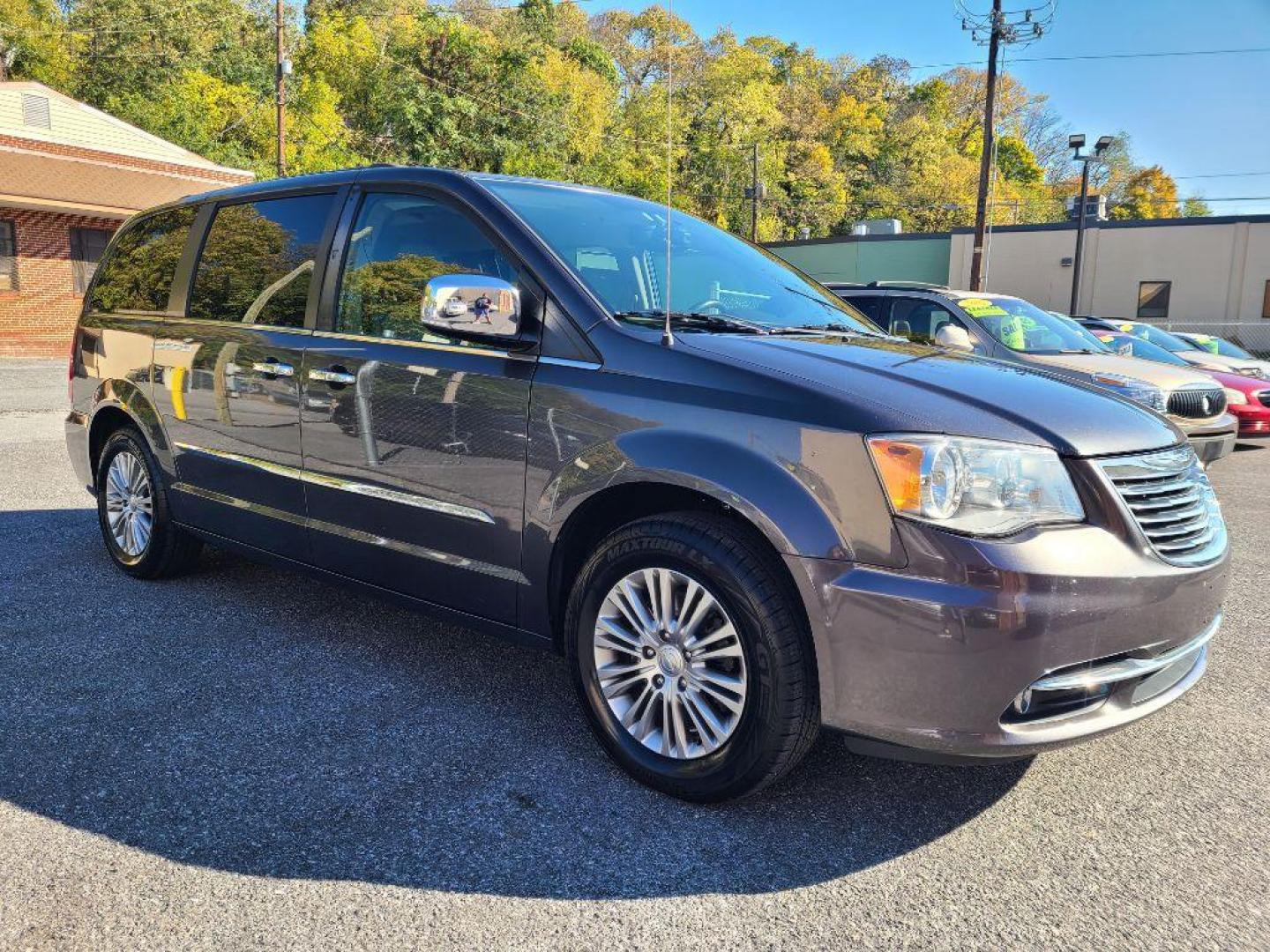 2015 GREY CHRYSLER TOWN and COUNTRY TOURING L (2C4RC1CG1FR) with an 3.6L engine, Automatic transmission, located at 7981 Paxton Street, Harrisburg, PA, 17111, (717) 561-2926, 40.261490, -76.749229 - WE FINANCE!!! Good Credit/ Bad Credit/ No Credit - ALL Trade-Ins Welcomed!!! ***Guaranteed Credit Approval*** APPLY ONLINE or CALL us TODAY ;) Internet Prices and Marketplace Prices are SPECIAL discounted ***CASH DEALS*** Retail Prices are higher. Please call us to discuss your cash and finan - Photo#6