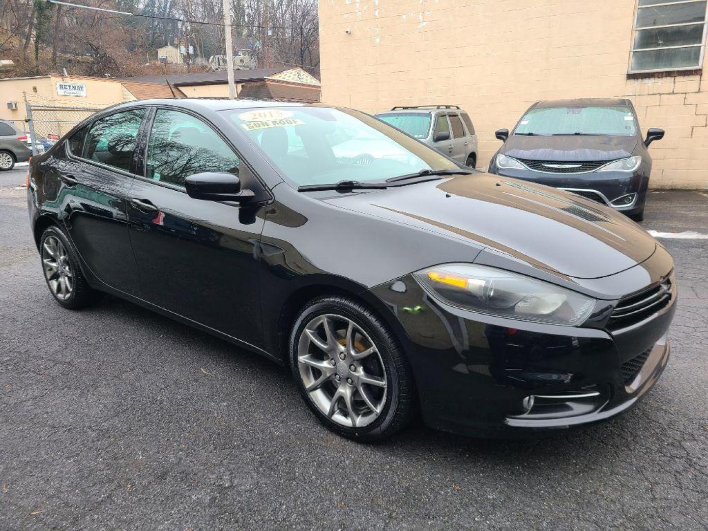 2015 BLACK DODGE DART SXT (1C3CDFBB5FD) with an 2.4L engine, 6-Speed Manual transmission, located at 117 North Cameron Street, Harrisburg, PA, 17101, (717) 963-8962, 40.266762, -76.875259 - WE FINANCE!!! Good Credit/ Bad Credit/ No Credit - ALL Trade-Ins Welcomed!!! ***Guaranteed Credit Approval*** APPLY ONLINE or CALL us TODAY ;) Internet Prices and Marketplace Prices are SPECIAL discounted ***CASH DEALS*** Retail Prices are higher. Please call us to discuss your cash and finan - Photo#6