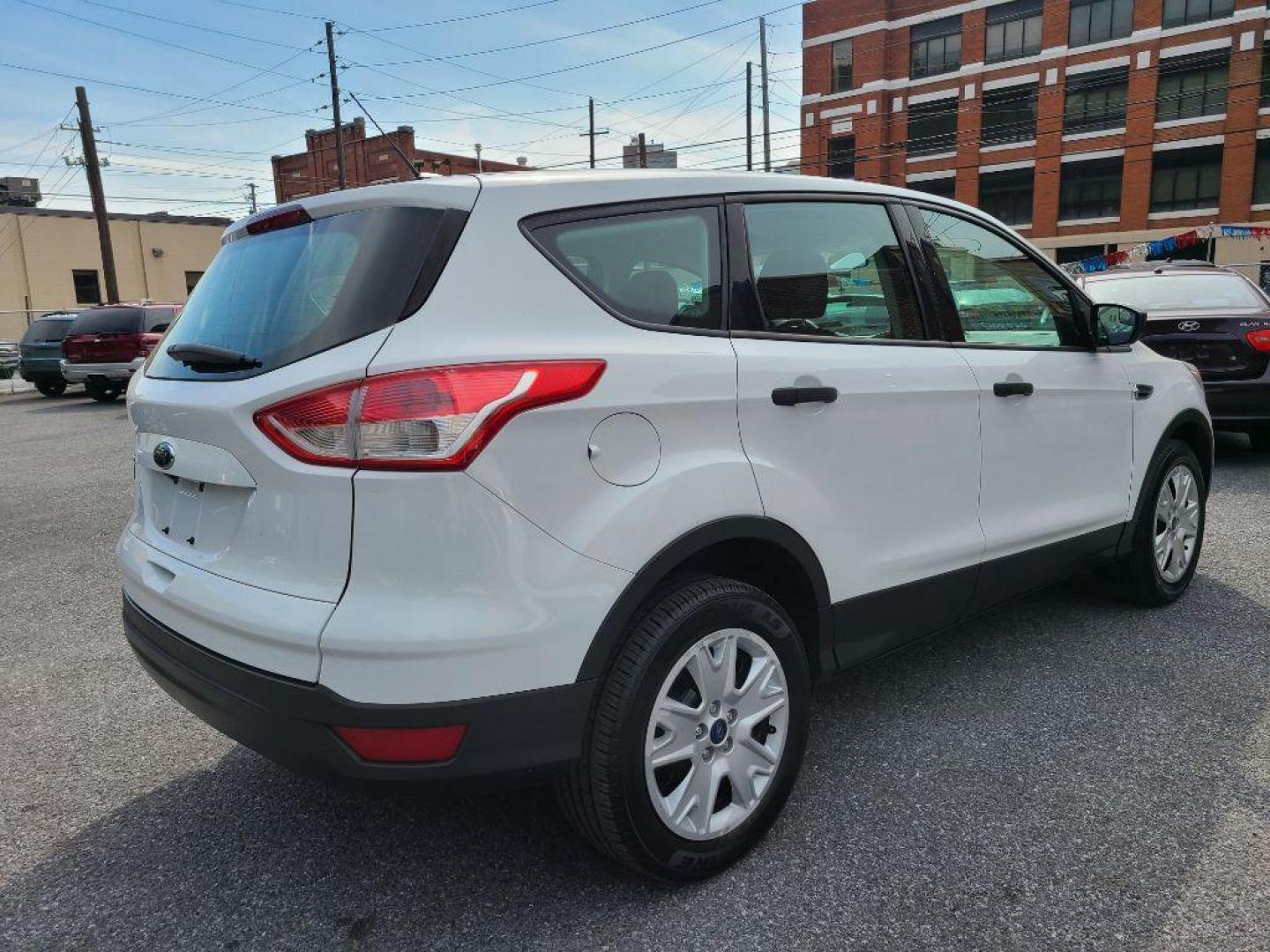 2015 WHITE FORD ESCAPE S (1FMCU0F74FU) with an 2.5L engine, Automatic transmission, located at 7981 Paxton Street, Harrisburg, PA, 17111, (717) 561-2926, 40.261490, -76.749229 - WE FINANCE!!! Good Credit/ Bad Credit/ No Credit - ALL Trade-Ins Welcomed!!! ***Guaranteed Credit Approval*** APPLY ONLINE or CALL us TODAY ;) Internet Prices and Marketplace Prices are SPECIAL discounted ***CASH DEALS*** Retail Prices are higher. Please call us to discuss your cash and finan - Photo#4