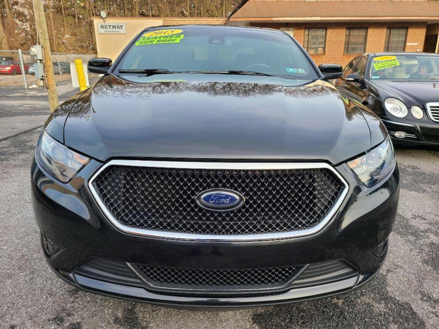 2015 BLACK FORD TAURUS SHO (1FAHP2KT3FG) with an 3.5L engine, Automatic transmission, located at 117 North Cameron Street, Harrisburg, PA, 17101, (717) 963-8962, 40.266762, -76.875259 - WE FINANCE!!! Good Credit/ Bad Credit/ No Credit - ALL Trade-Ins Welcomed!!! ***Guaranteed Credit Approval*** APPLY ONLINE or CALL us TODAY ;) Internet Prices and Marketplace Prices are SPECIAL discounted ***CASH DEALS*** Retail Prices are higher. Please call us to discuss your cash and finan - Photo#7