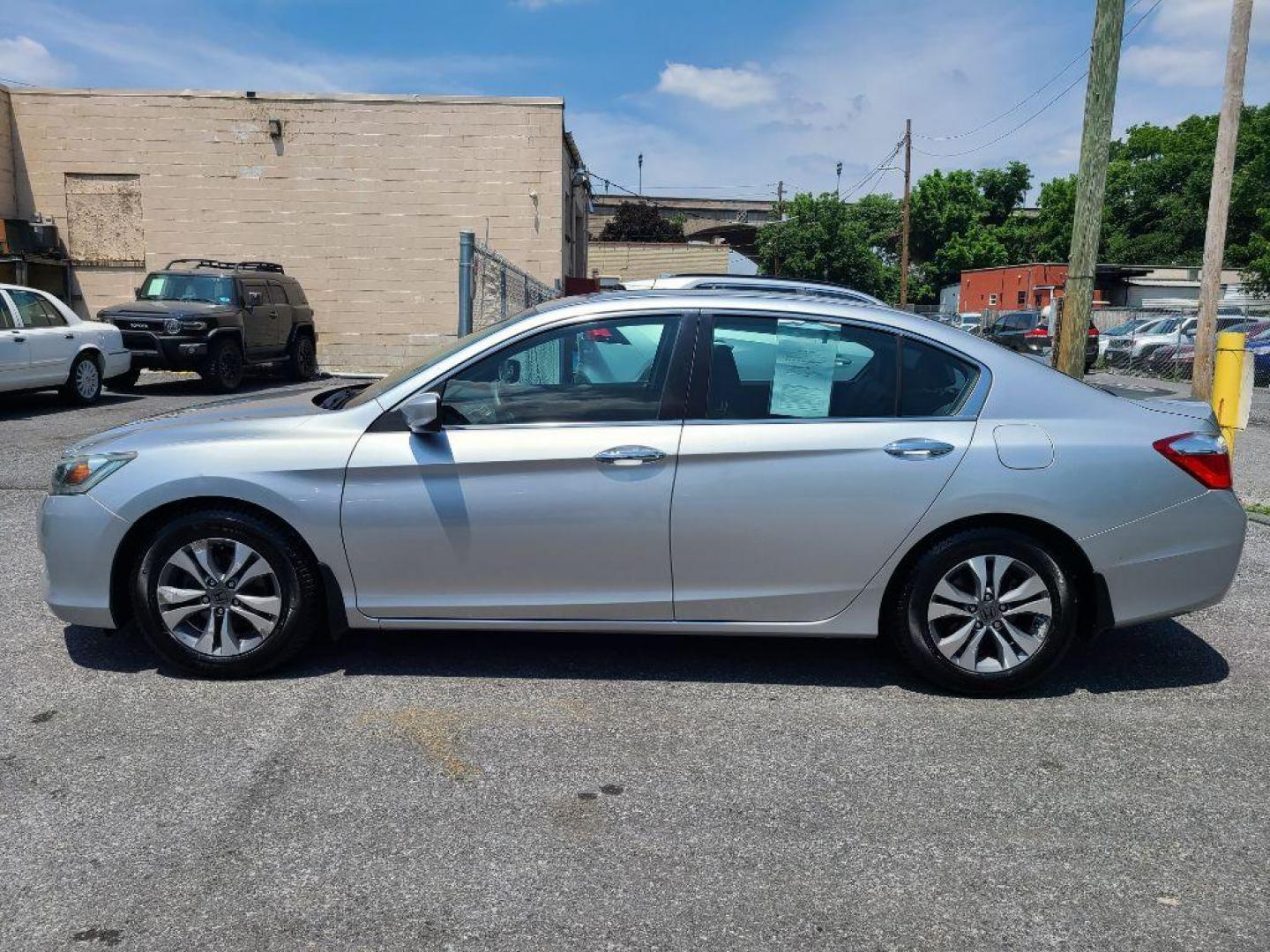 2015 SILVER HONDA ACCORD LX (1HGCR2F33FA) with an 2.4L engine, Continuously Variable transmission, located at 117 North Cameron Street, Harrisburg, PA, 17101, (717) 963-8962, 40.266762, -76.875259 - WE FINANCE!!! Good Credit/ Bad Credit/ No Credit - ALL Trade-Ins Welcomed!!! ***Guaranteed Credit Approval*** APPLY ONLINE or CALL us TODAY ;) Internet Prices and Marketplace Prices are SPECIAL discounted ***CASH DEALS*** Retail Prices are higher. Please call us to discuss your cash and finan - Photo#1