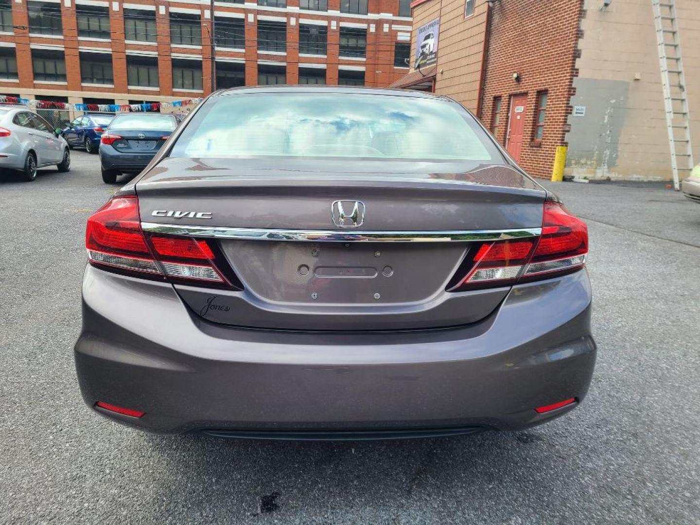 2015 BROWN HONDA CIVIC LX (19XFB2F56FE) with an 1.8L engine, Continuously Variable transmission, located at 7981 Paxton Street, Harrisburg, PA, 17111, (717) 561-2926, 40.261490, -76.749229 - WE FINANCE!!! Good Credit/ Bad Credit/ No Credit - ALL Trade-Ins Welcomed!!! ***Guaranteed Credit Approval*** APPLY ONLINE or CALL us TODAY ;) Internet Prices and Marketplace Prices are SPECIAL discounted ***CASH DEALS*** Retail Prices are higher. Please call us to discuss your cash and finan - Photo#3