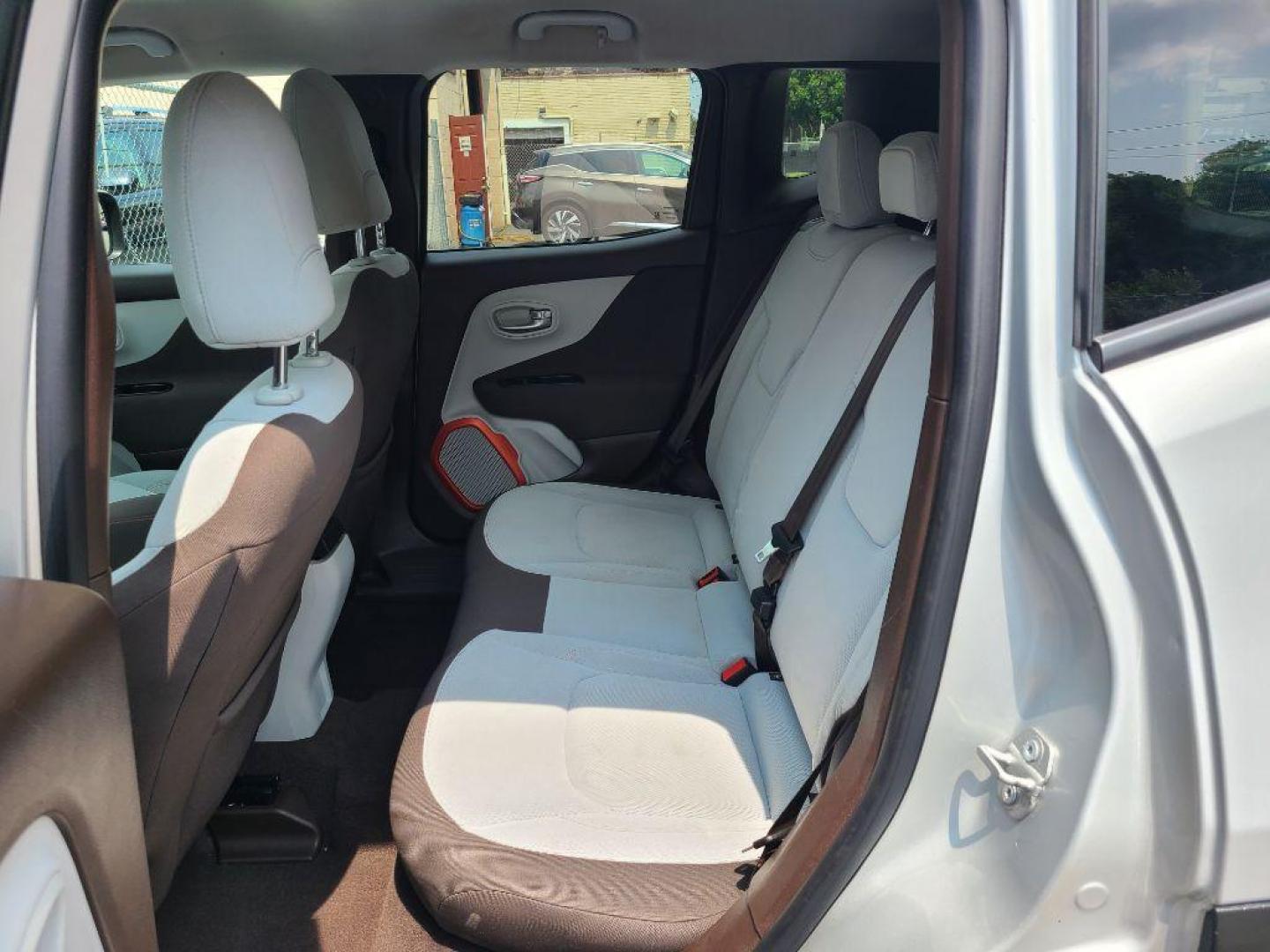 2015 SILVER JEEP RENEGADE LATITUDE (ZACCJBBTXFP) with an 2.4L engine, Automatic transmission, located at 7981 Paxton Street, Harrisburg, PA, 17111, (717) 561-2926, 40.261490, -76.749229 - WE FINANCE!!! Good Credit/ Bad Credit/ No Credit - ALL Trade-Ins Welcomed!!! ***Guaranteed Credit Approval*** APPLY ONLINE or CALL us TODAY ;) Internet Prices and Marketplace Prices are SPECIAL discounted ***CASH DEALS*** Retail Prices are higher. Please call us to discuss your cash and finan - Photo#12