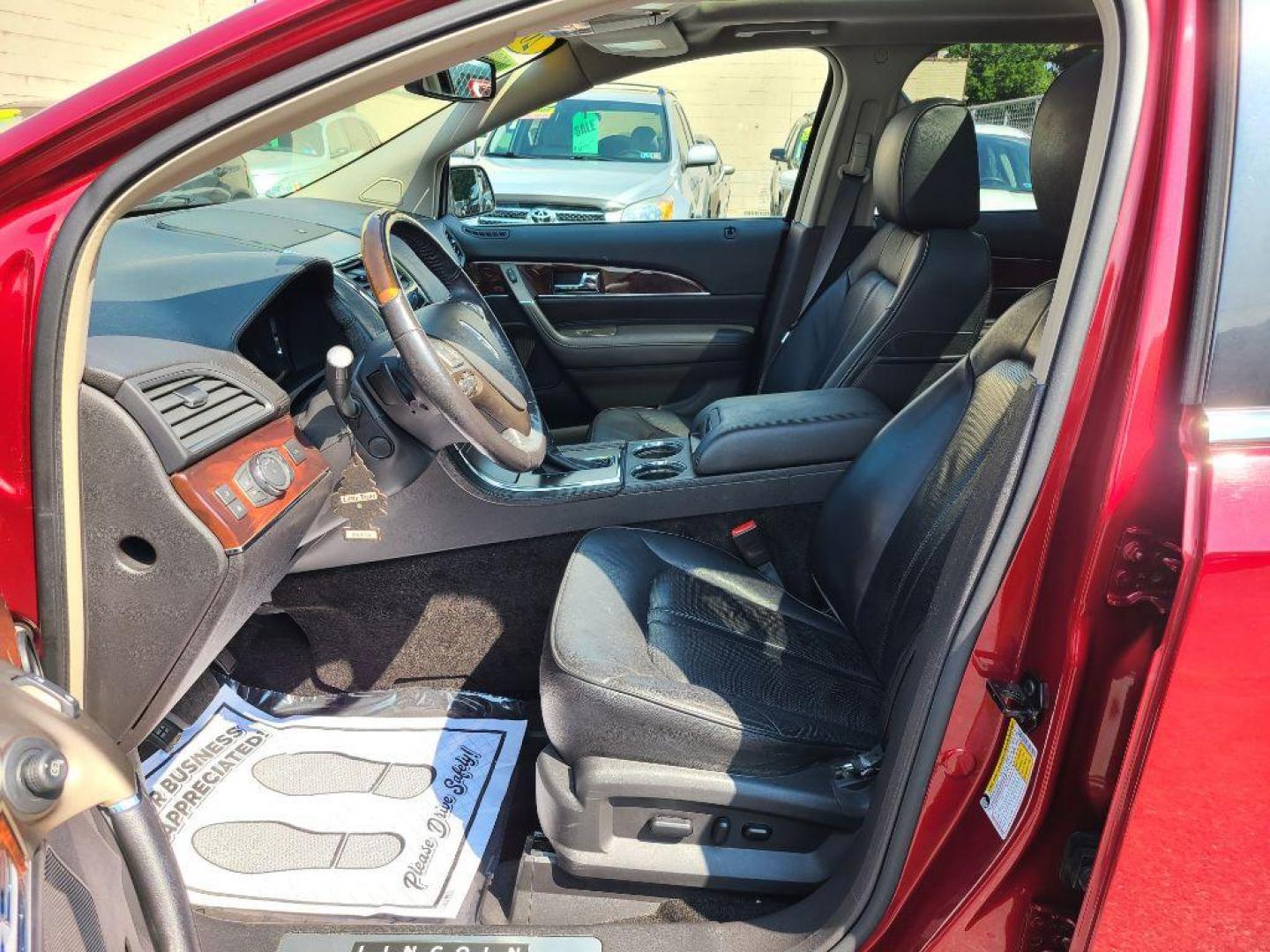 2015 RED LINCOLN MKX AWD SUV (2LMDJ8JK7FB) with an 3.7L engine, Automatic transmission, located at 7981 Paxton Street, Harrisburg, PA, 17111, (717) 561-2926, 40.261490, -76.749229 - WE FINANCE!!! Good Credit/ Bad Credit/ No Credit - ALL Trade-Ins Welcomed!!! ***Guaranteed Credit Approval*** APPLY ONLINE or CALL us TODAY ;) Internet Prices and Marketplace Prices are SPECIAL discounted ***CASH DEALS*** Retail Prices are higher. Please call us to discuss your cash and finan - Photo#14