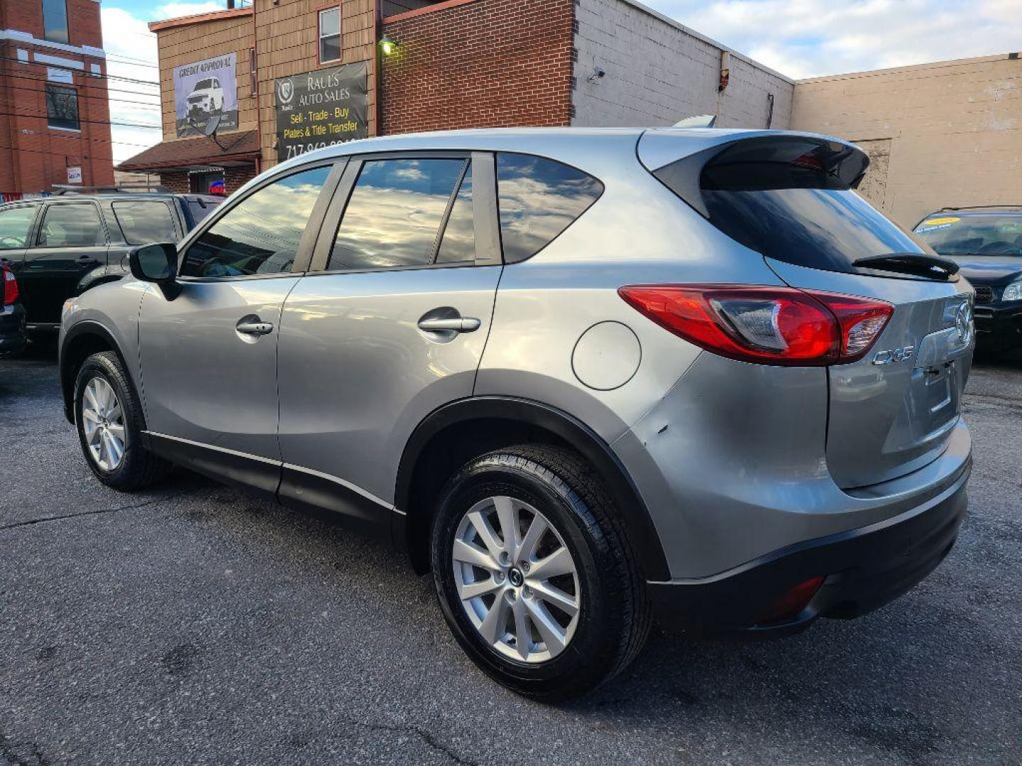 2015 SILVER MAZDA CX-5 TOURING (JM3KE2CY6F0) with an 2.5L engine, Automatic transmission, located at 7981 Paxton Street, Harrisburg, PA, 17111, (717) 561-2926, 40.261490, -76.749229 - WE FINANCE!!! Good Credit/ Bad Credit/ No Credit - ALL Trade-Ins Welcomed!!! ***Guaranteed Credit Approval*** APPLY ONLINE or CALL us TODAY ;) Internet Prices and Marketplace Prices are SPECIAL discounted ***CASH DEALS*** Retail Prices are higher. Please call us to discuss your cash and finan - Photo#2