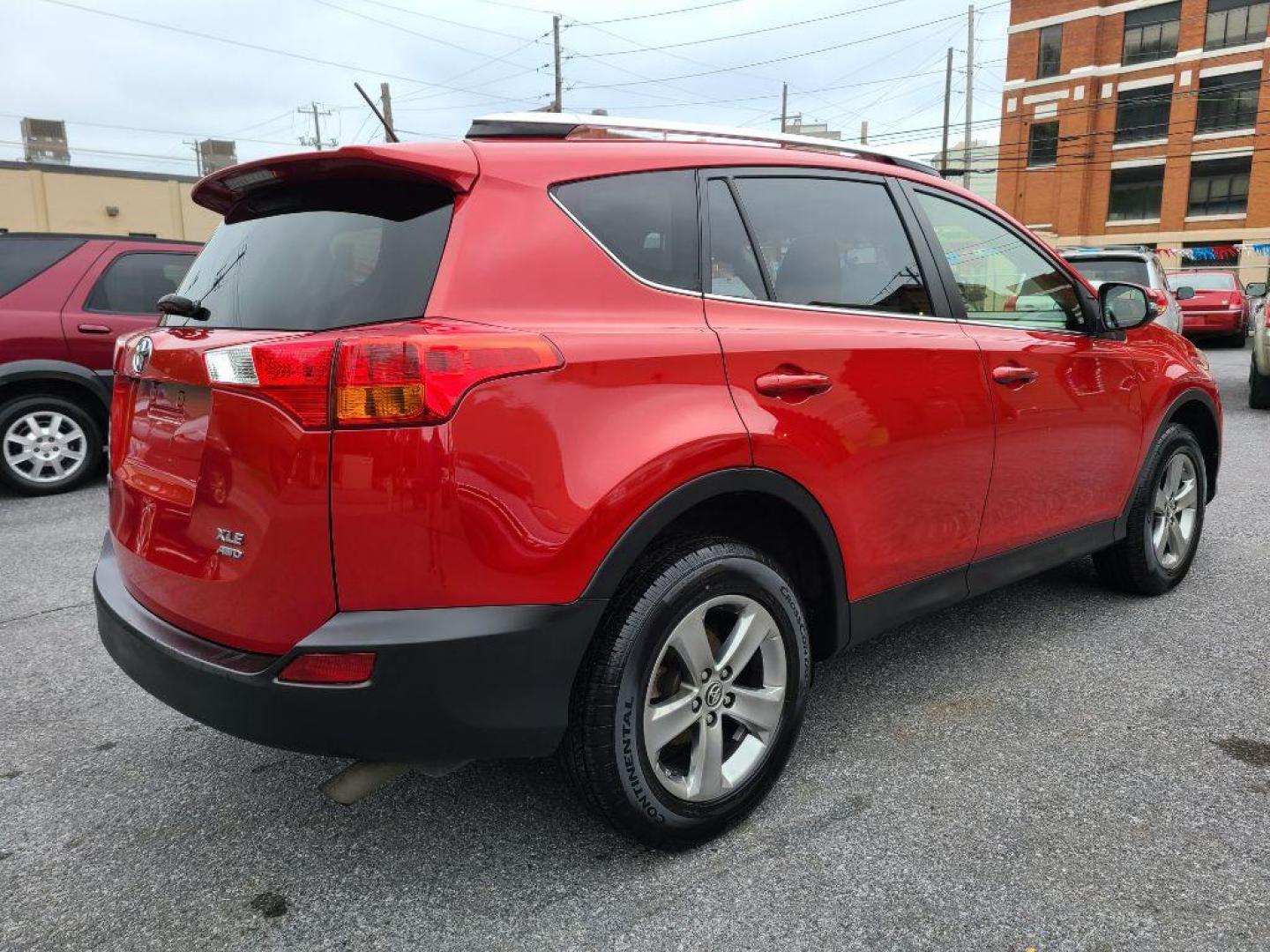 2015 RED TOYOTA RAV4 XLE (JTMRFREV2FD) with an 2.5L engine, Automatic transmission, located at 117 North Cameron Street, Harrisburg, PA, 17101, (717) 963-8962, 40.266762, -76.875259 - WE FINANCE!!! Good Credit/ Bad Credit/ No Credit - ALL Trade-Ins Welcomed!!! ***Guaranteed Credit Approval*** APPLY ONLINE or CALL us TODAY ;) Internet Prices and Marketplace Prices are SPECIAL discounted ***CASH DEALS*** Retail Prices are higher. Please call us to discuss your cash and finan - Photo#4