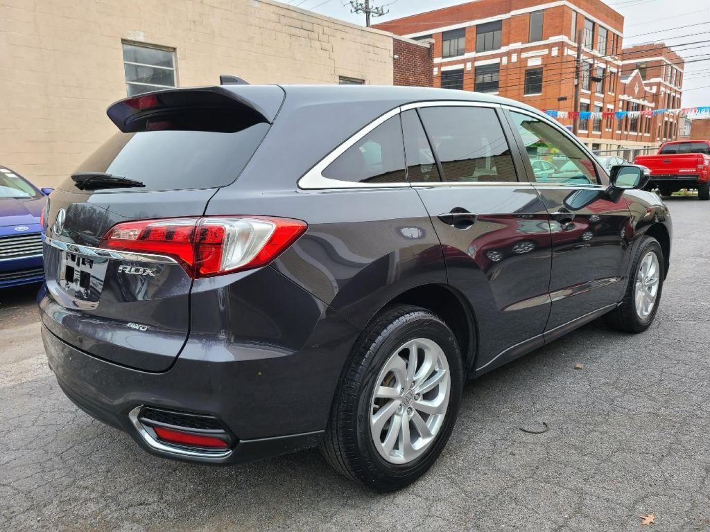 2016 GRAY ACURA RDX AWD (5J8TB4H34GL) with an 3.5L engine, Automatic transmission, located at 7981 Paxton Street, Harrisburg, PA, 17111, (717) 561-2926, 40.261490, -76.749229 - WE FINANCE!!! Good Credit/ Bad Credit/ No Credit - ALL Trade-Ins Welcomed!!! ***Guaranteed Credit Approval*** APPLY ONLINE or CALL us TODAY ;) Internet Prices and Marketplace Prices are SPECIAL discounted ***CASH DEALS*** Retail Prices are higher. Please call us to discuss your cash and finan - Photo#4