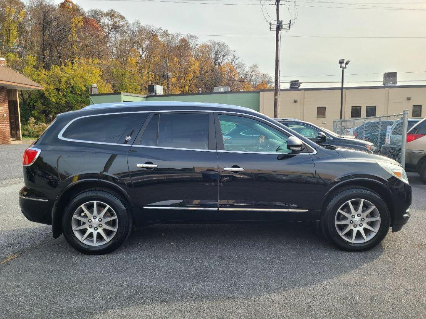 2016 BLACK BUICK ENCLAVE (5GAKVBKD7GJ) with an 3.6L engine, Automatic transmission, located at 117 North Cameron Street, Harrisburg, PA, 17101, (717) 963-8962, 40.266762, -76.875259 - WE FINANCE!!! Good Credit/ Bad Credit/ No Credit - ALL Trade-Ins Welcomed!!! ***Guaranteed Credit Approval*** APPLY ONLINE or CALL us TODAY ;) Internet Prices and Marketplace Prices are SPECIAL discounted ***CASH DEALS*** Retail Prices are higher. Please call us to discuss your cash and finan - Photo#5