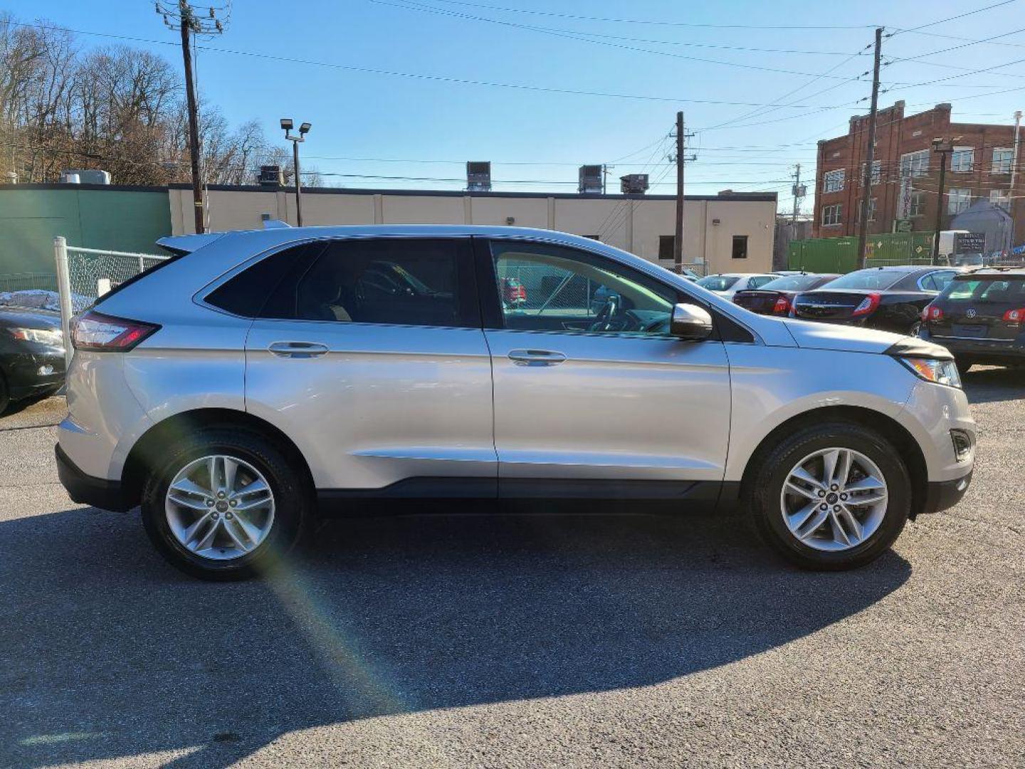 2016 SILVER FORD EDGE SEL (2FMPK4J81GB) with an 3.5L engine, Automatic transmission, located at 7981 Paxton Street, Harrisburg, PA, 17111, (717) 561-2926, 40.261490, -76.749229 - WE FINANCE!!! Good Credit/ Bad Credit/ No Credit - ALL Trade-Ins Welcomed!!! ***Guaranteed Credit Approval*** APPLY ONLINE or CALL us TODAY ;) Internet Prices and Marketplace Prices are SPECIAL discounted ***CASH DEALS*** Retail Prices are higher. Please call us to discuss your cash and finan - Photo#13