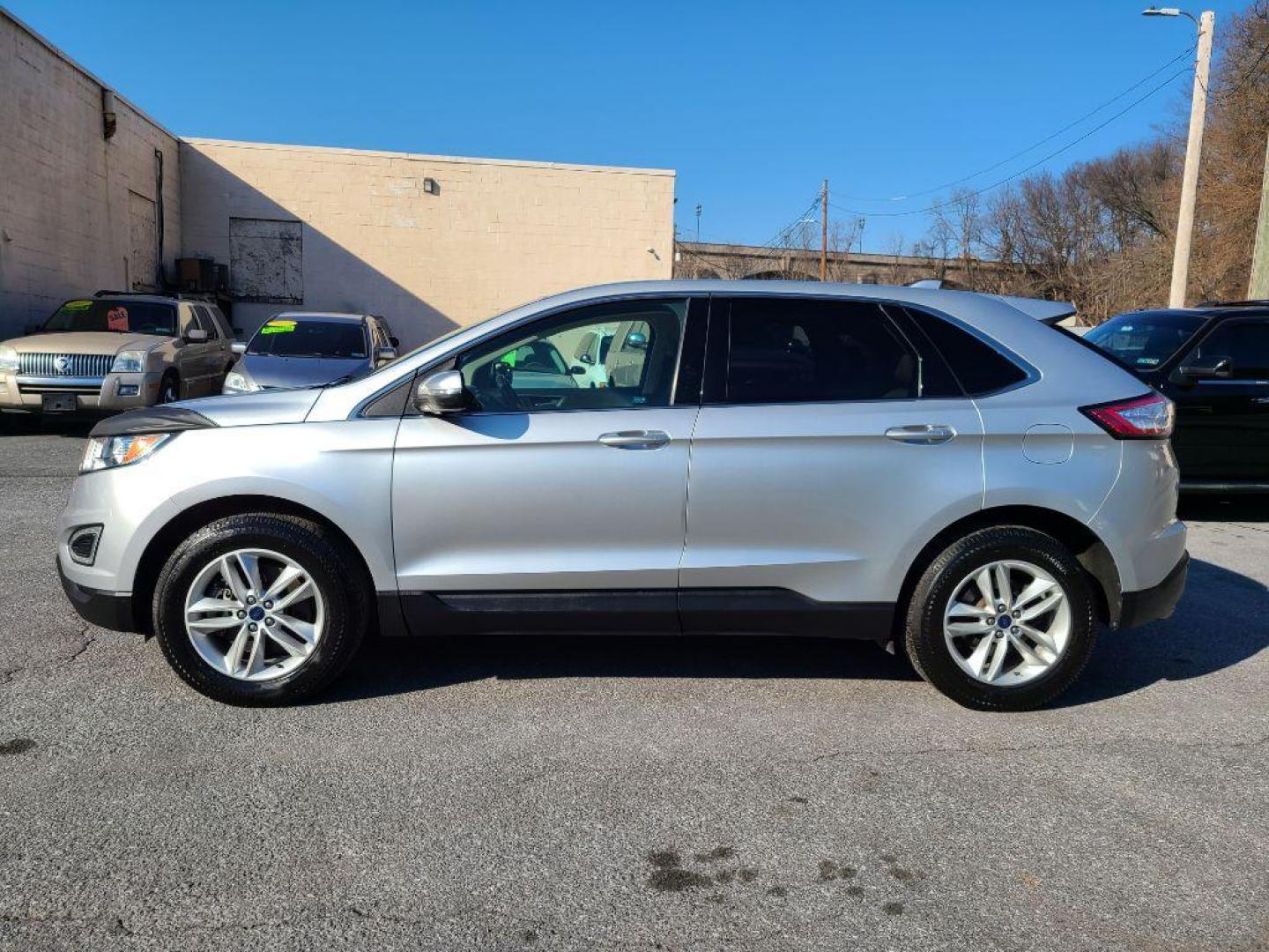 2016 SILVER FORD EDGE SEL (2FMPK4J81GB) with an 3.5L engine, Automatic transmission, located at 7981 Paxton Street, Harrisburg, PA, 17111, (717) 561-2926, 40.261490, -76.749229 - WE FINANCE!!! Good Credit/ Bad Credit/ No Credit - ALL Trade-Ins Welcomed!!! ***Guaranteed Credit Approval*** APPLY ONLINE or CALL us TODAY ;) Internet Prices and Marketplace Prices are SPECIAL discounted ***CASH DEALS*** Retail Prices are higher. Please call us to discuss your cash and finan - Photo#3