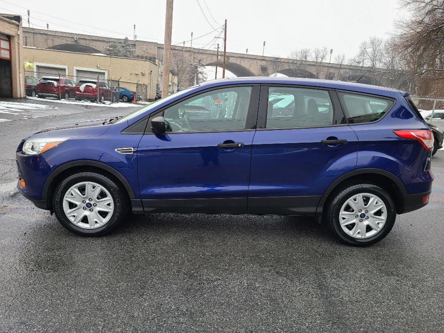 2016 BLUE FORD ESCAPE S (1FMCU0F73GU) with an 2.5L engine, Automatic transmission, located at 117 North Cameron Street, Harrisburg, PA, 17101, (717) 963-8962, 40.266762, -76.875259 - WE FINANCE!!! Good Credit/ Bad Credit/ No Credit - ALL Trade-Ins Welcomed!!! ***Guaranteed Credit Approval*** APPLY ONLINE or CALL us TODAY ;) Internet Prices and Marketplace Prices are SPECIAL discounted ***CASH DEALS*** Retail Prices are higher. Please call us to discuss your cash and finan - Photo#1