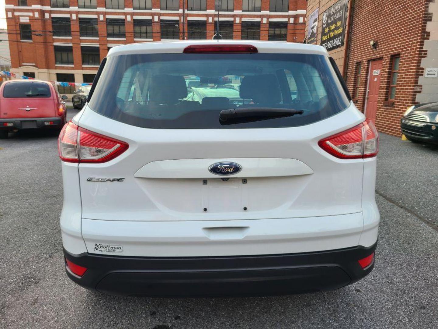 2016 WHITE FORD ESCAPE S (1FMCU0F78GU) with an 2.5L engine, Automatic transmission, located at 117 North Cameron Street, Harrisburg, PA, 17101, (717) 963-8962, 40.266762, -76.875259 - WE FINANCE!!! Good Credit/ Bad Credit/ No Credit - ALL Trade-Ins Welcomed!!! ***Guaranteed Credit Approval*** APPLY ONLINE or CALL us TODAY ;) Internet Prices and Marketplace Prices are SPECIAL discounted ***CASH DEALS*** Retail Prices are higher. Please call us to discuss your cash and finan - Photo#3