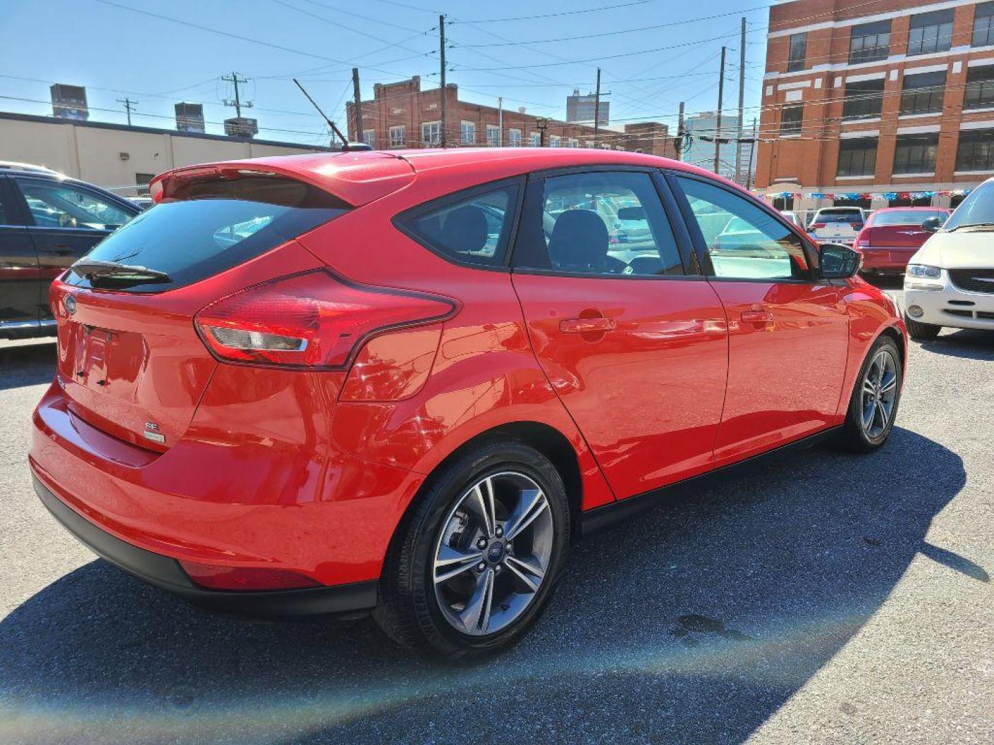 2016 RED FORD FOCUS SE (1FADP3KE0GL) with an 1.0L engine, Automatic transmission, located at 7981 Paxton Street, Harrisburg, PA, 17111, (717) 561-2926, 40.261490, -76.749229 - WE FINANCE!!! Good Credit/ Bad Credit/ No Credit - ALL Trade-Ins Welcomed!!! ***Guaranteed Credit Approval*** APPLY ONLINE or CALL us TODAY ;) Internet Prices and Marketplace Prices are SPECIAL discounted ***CASH DEALS*** Retail Prices are higher. Please call us to discuss your cash and finan - Photo#4