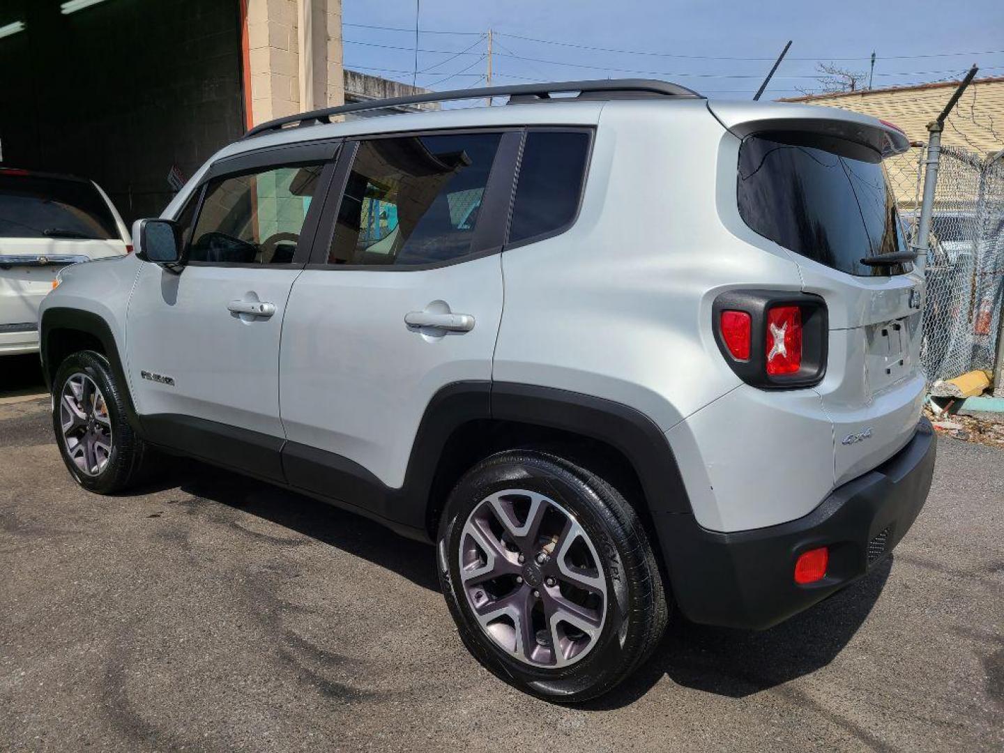 2016 SILVER JEEP RENEGADE LATITUDE (ZACCJBBT8GP) with an 2.4L engine, Automatic transmission, located at 7981 Paxton Street, Harrisburg, PA, 17111, (717) 561-2926, 40.261490, -76.749229 - WE FINANCE!!! Good Credit/ Bad Credit/ No Credit - ALL Trade-Ins Welcomed!!! ***Guaranteed Credit Approval*** APPLY ONLINE or CALL us TODAY ;) Internet Prices and Marketplace Prices are SPECIAL discounted ***CASH DEALS*** Retail Prices are higher. Please call us to discuss your cash and finan - Photo#2