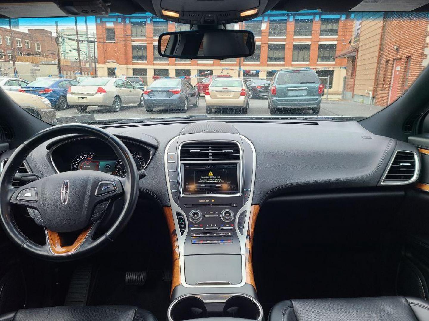 2016 SILVER LINCOLN MKX RESERVE (2LMTJ8LP1GB) with an 2.7L engine, Automatic transmission, located at 7981 Paxton Street, Harrisburg, PA, 17111, (717) 561-2926, 40.261490, -76.749229 - WE FINANCE!!! Good Credit/ Bad Credit/ No Credit - ALL Trade-Ins Welcomed!!! ***Guaranteed Credit Approval*** APPLY ONLINE or CALL us TODAY ;) Internet Prices and Marketplace Prices are SPECIAL discounted ***CASH DEALS*** Retail Prices are higher. Please call us to discuss your cash and finan - Photo#10