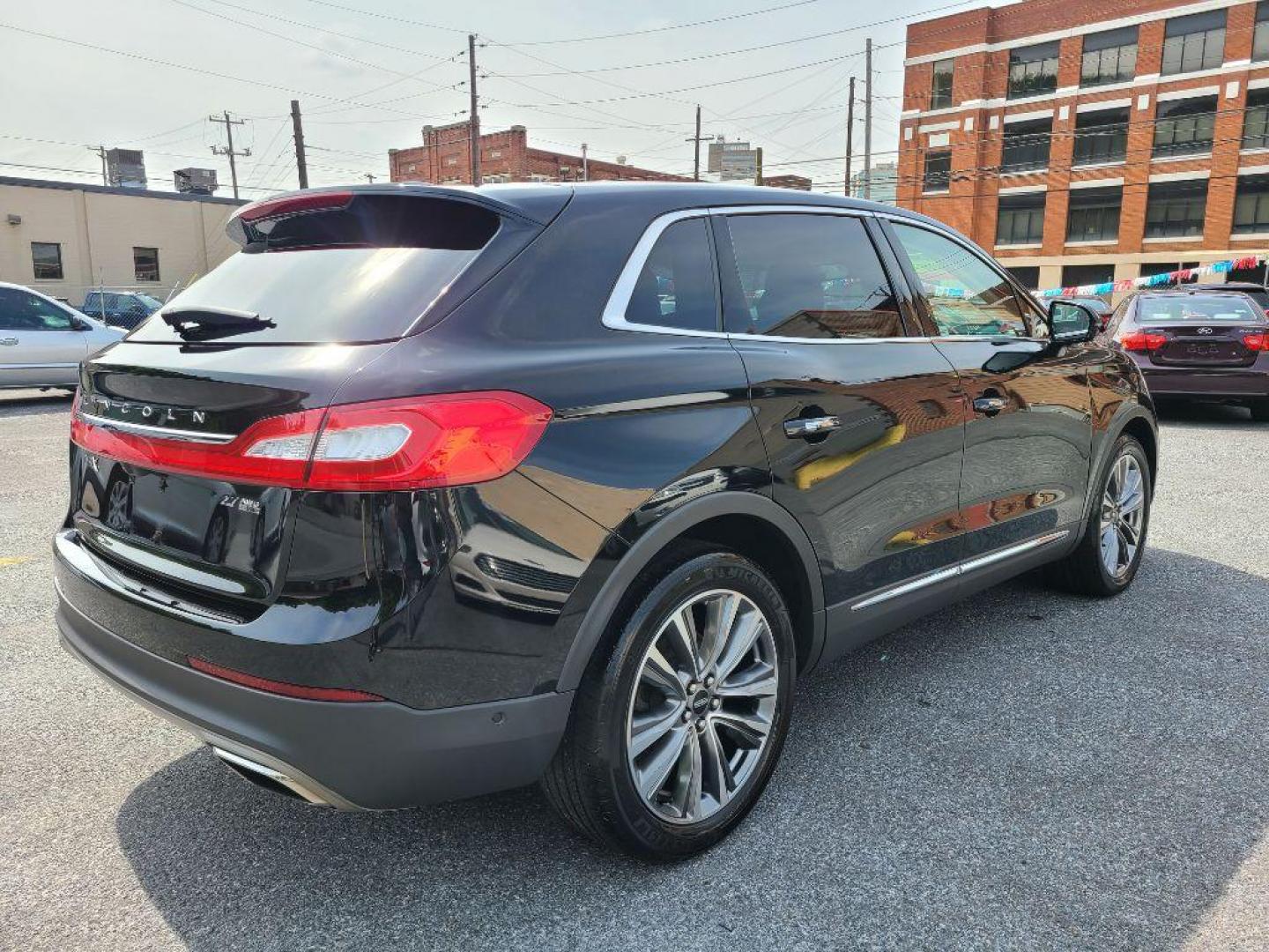 2016 BLACK LINCOLN MKX RESERVE (2LMPJ8LP0GB) with an 2.7L engine, Automatic transmission, located at 117 North Cameron Street, Harrisburg, PA, 17101, (717) 963-8962, 40.266762, -76.875259 - WE FINANCE!!! Good Credit/ Bad Credit/ No Credit - ALL Trade-Ins Welcomed!!! ***Guaranteed Credit Approval*** APPLY ONLINE or CALL us TODAY ;) Internet Prices and Marketplace Prices are SPECIAL discounted ***CASH DEALS*** Retail Prices are higher. Please call us to discuss your cash and finan - Photo#4