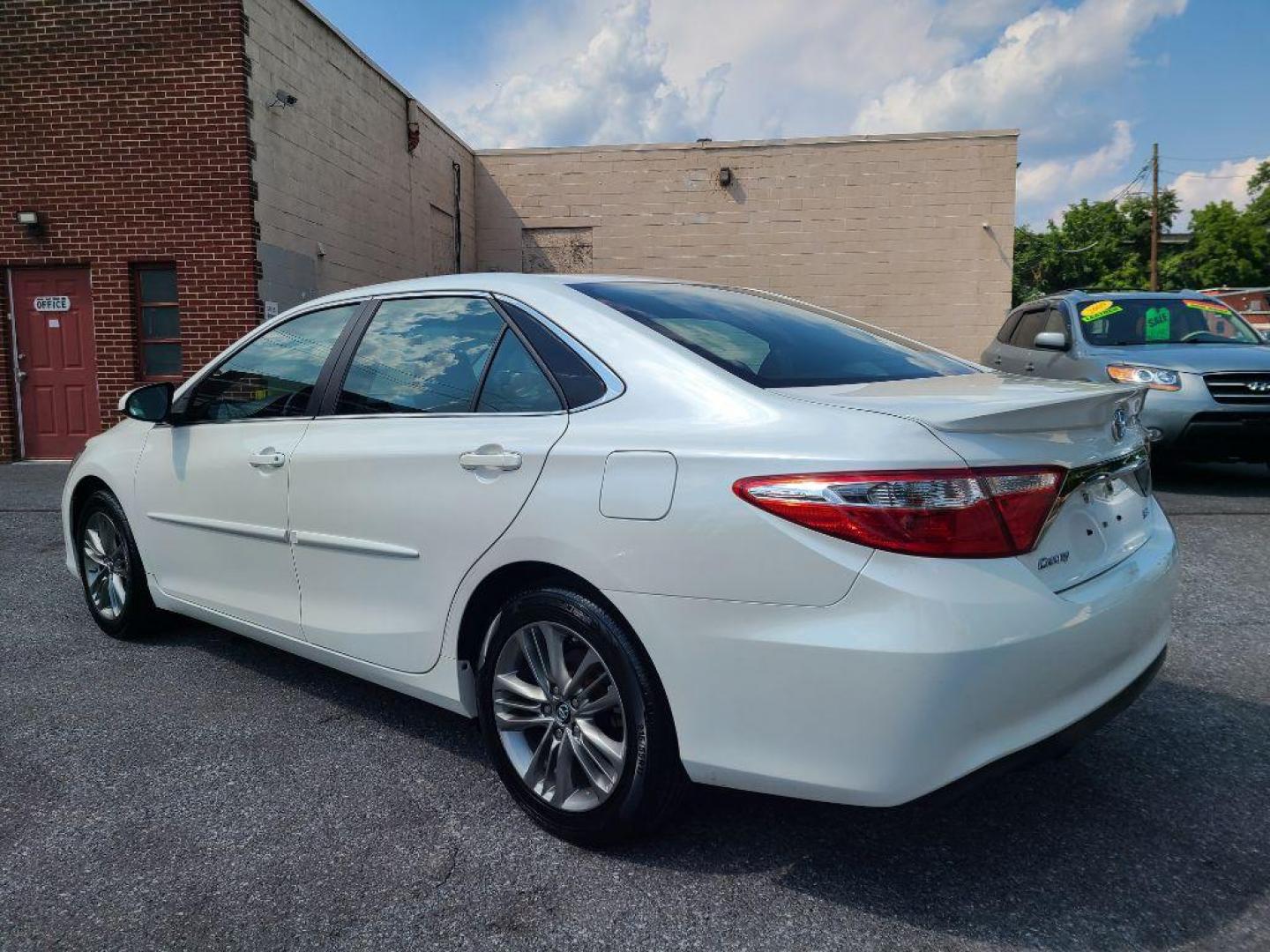 2016 WHITE TOYOTA CAMRY SE SPECIAL EDITION (4T1BF1FK9GU) with an 2.5L engine, Automatic transmission, located at 7981 Paxton Street, Harrisburg, PA, 17111, (717) 561-2926, 40.261490, -76.749229 - WE FINANCE!!! Good Credit/ Bad Credit/ No Credit - ALL Trade-Ins Welcomed!!! ***Guaranteed Credit Approval*** APPLY ONLINE or CALL us TODAY ;) Internet Prices and Marketplace Prices are SPECIAL discounted ***CASH DEALS*** Retail Prices are higher. Please call us to discuss your cash and finan - Photo#2