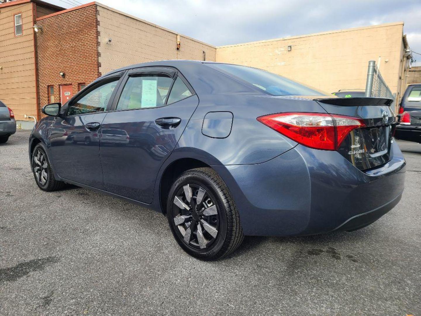 2016 GRAY TOYOTA COROLLA LE (2T1BURHE3GC) with an 1.8L engine, Automatic transmission, located at 7981 Paxton Street, Harrisburg, PA, 17111, (717) 561-2926, 40.261490, -76.749229 - WE FINANCE!!! Good Credit/ Bad Credit/ No Credit - ALL Trade-Ins Welcomed!!! ***Guaranteed Credit Approval*** APPLY ONLINE or CALL us TODAY ;) Internet Prices and Marketplace Prices are SPECIAL discounted ***CASH DEALS*** Retail Prices are higher. Please call us to discuss your cash and finan - Photo#2