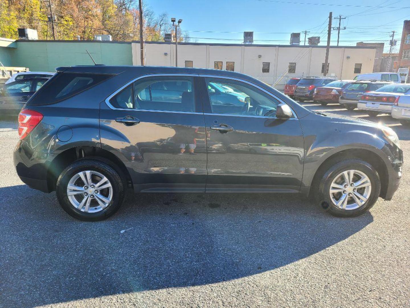 2017 GRAY CHEVROLET EQUINOX LS (2GNALBEK9H1) with an 2.4L engine, Automatic transmission, located at 7981 Paxton Street, Harrisburg, PA, 17111, (717) 561-2926, 40.261490, -76.749229 - WE FINANCE!!! Good Credit/ Bad Credit/ No Credit - ALL Trade-Ins Welcomed!!! ***Guaranteed Credit Approval*** APPLY ONLINE or CALL us TODAY ;) Internet Prices and Marketplace Prices are SPECIAL discounted ***CASH DEALS*** Retail Prices are higher. Please call us to discuss your cash and finan - Photo#5