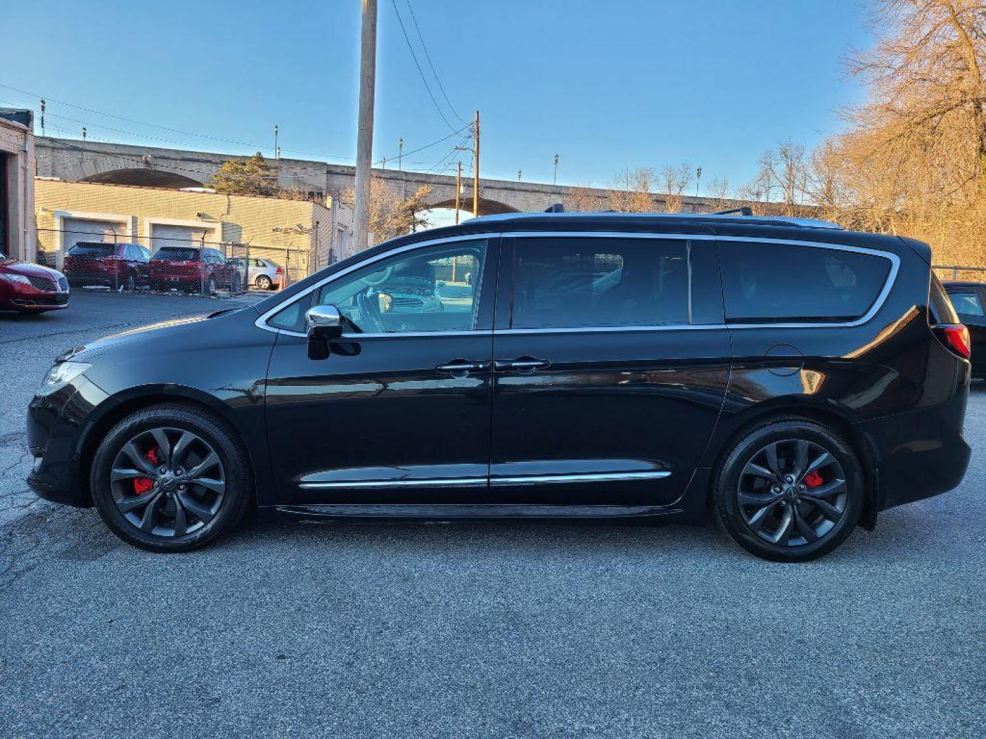 2017 BLACK CHRYSLER PACIFICA LIMITED (2C4RC1GG6HR) with an 3.6L engine, Automatic transmission, located at 117 North Cameron Street, Harrisburg, PA, 17101, (717) 963-8962, 40.266762, -76.875259 - WE FINANCE!!! Good Credit/ Bad Credit/ No Credit - ALL Trade-Ins Welcomed!!! ***Guaranteed Credit Approval*** APPLY ONLINE or CALL us TODAY ;) Internet Prices and Marketplace Prices are SPECIAL discounted ***CASH DEALS*** Retail Prices are higher. Please call us to discuss your cash and finan - Photo#1